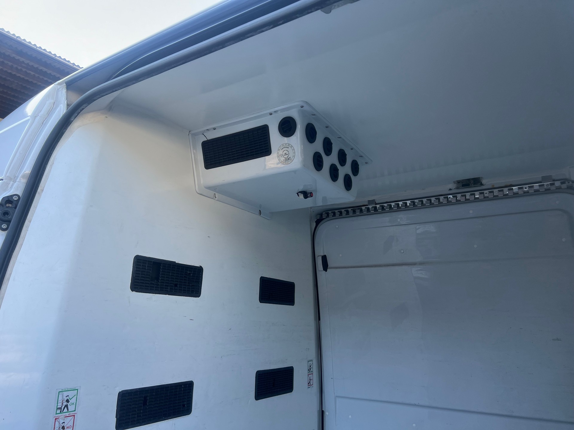 VW Crafter 35 2.0 BiTDI CR-image-14