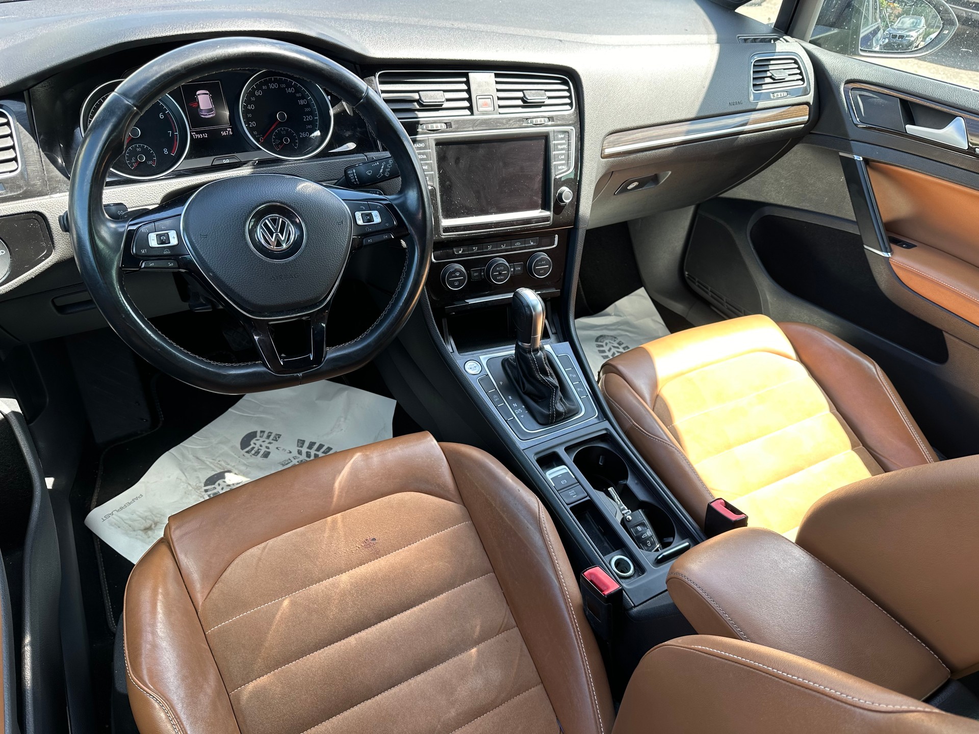 VW Golf 1.4 TSI Cup DSG-image-8
