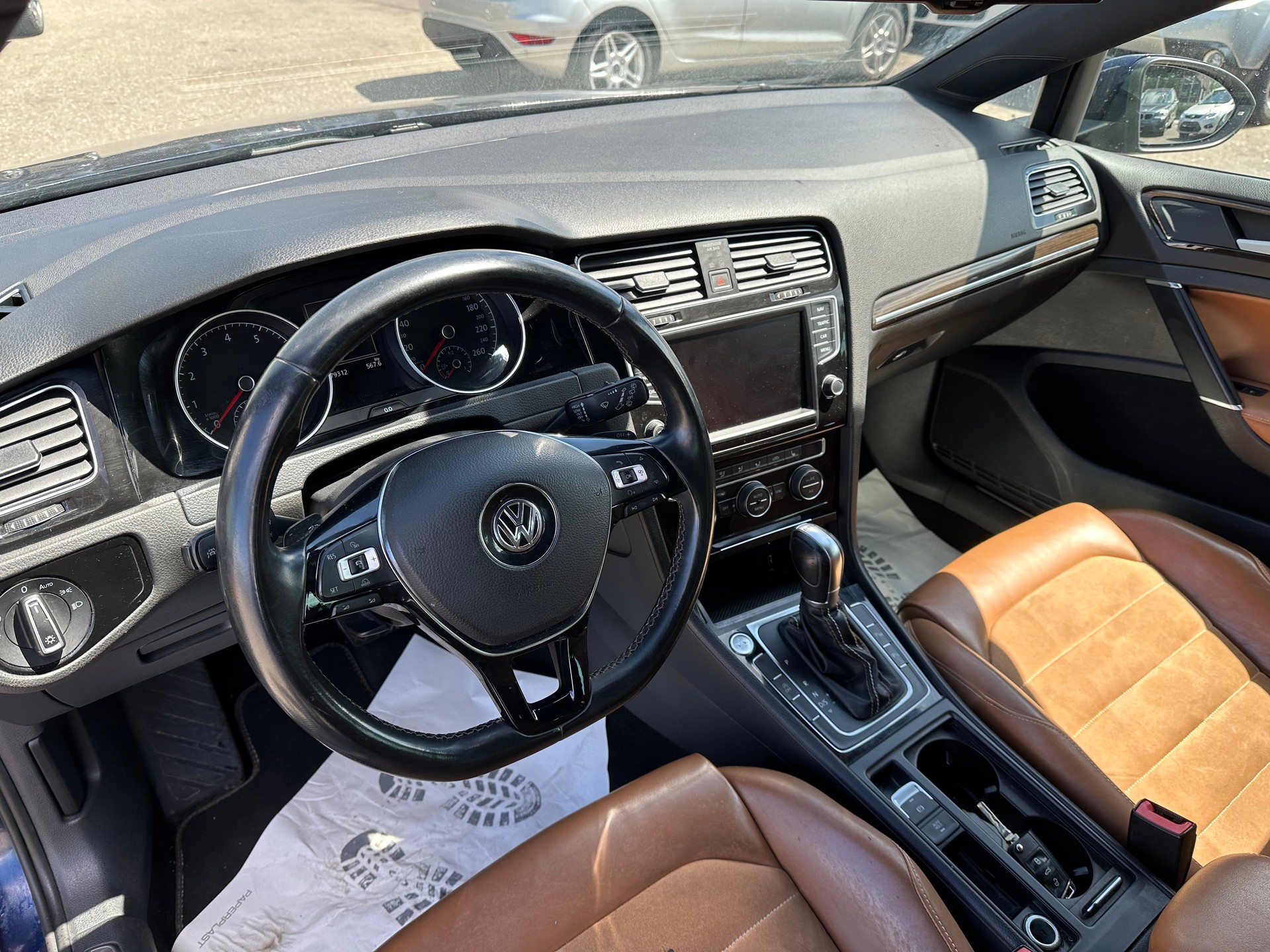 VW Golf 1.4 TSI Cup DSG-image-10