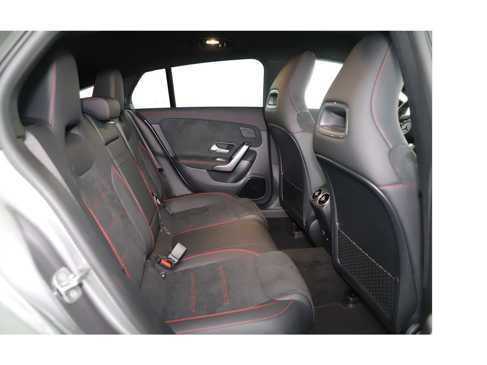 MERCEDES-BENZ CLA SB 250 8G-DCT 4M-image-9