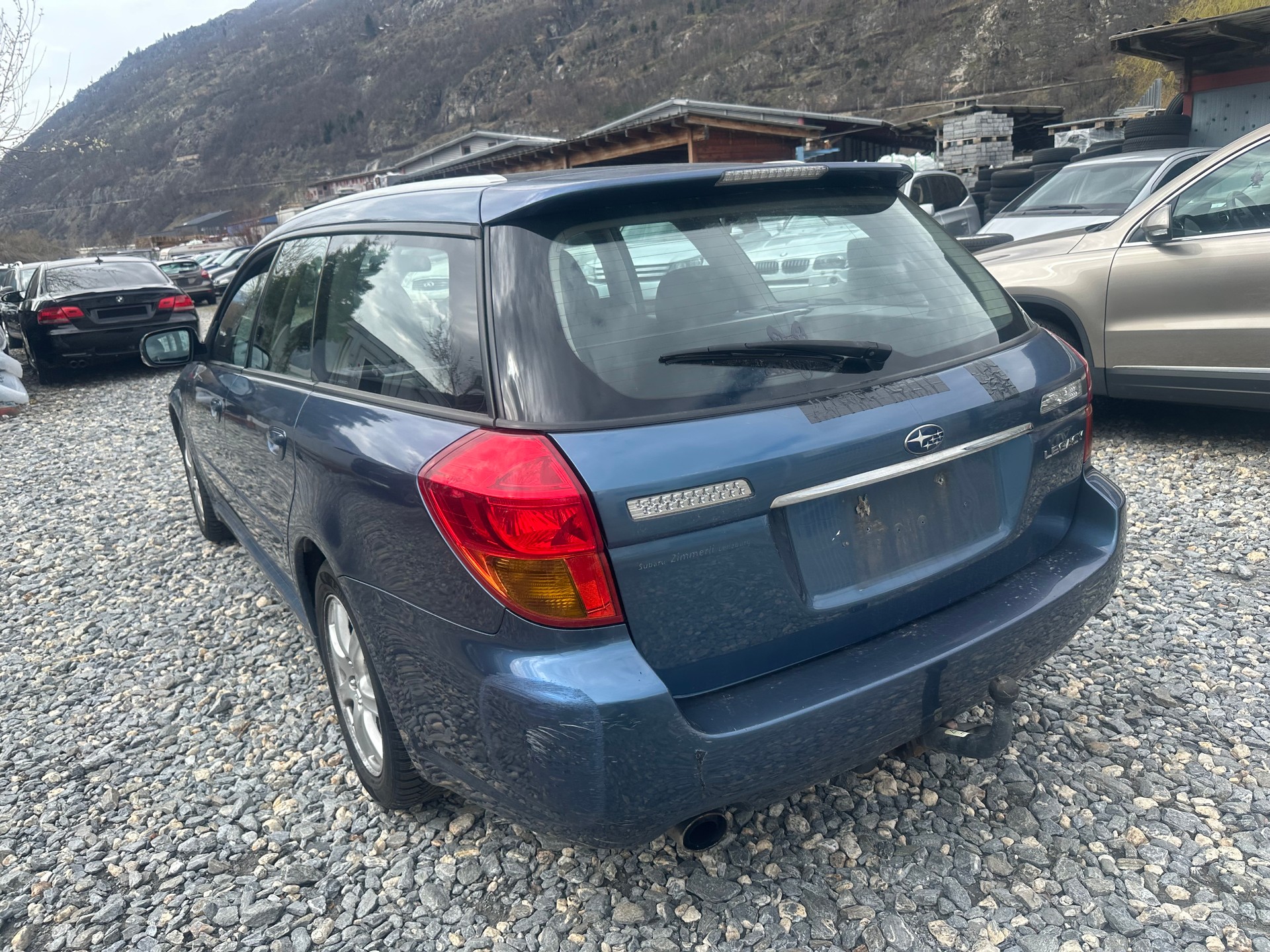 SUBARU Legacy 2.0i AWD Swiss-image-5