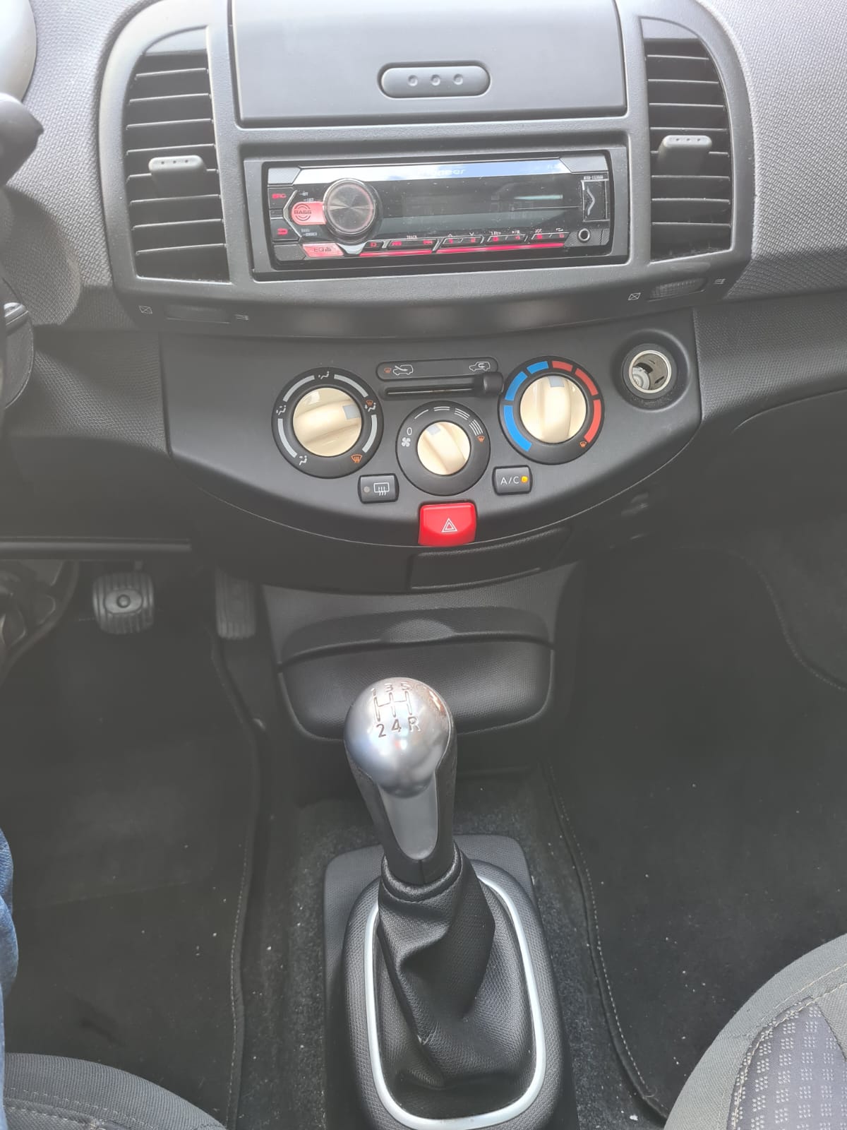 NISSAN Micra C+C 1.4 acenta-image-9