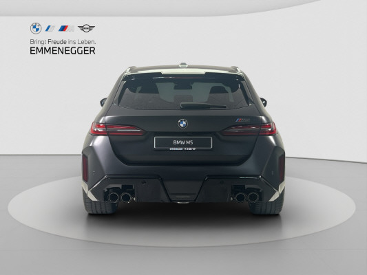 BMW M5 xDrive Touring-image-3