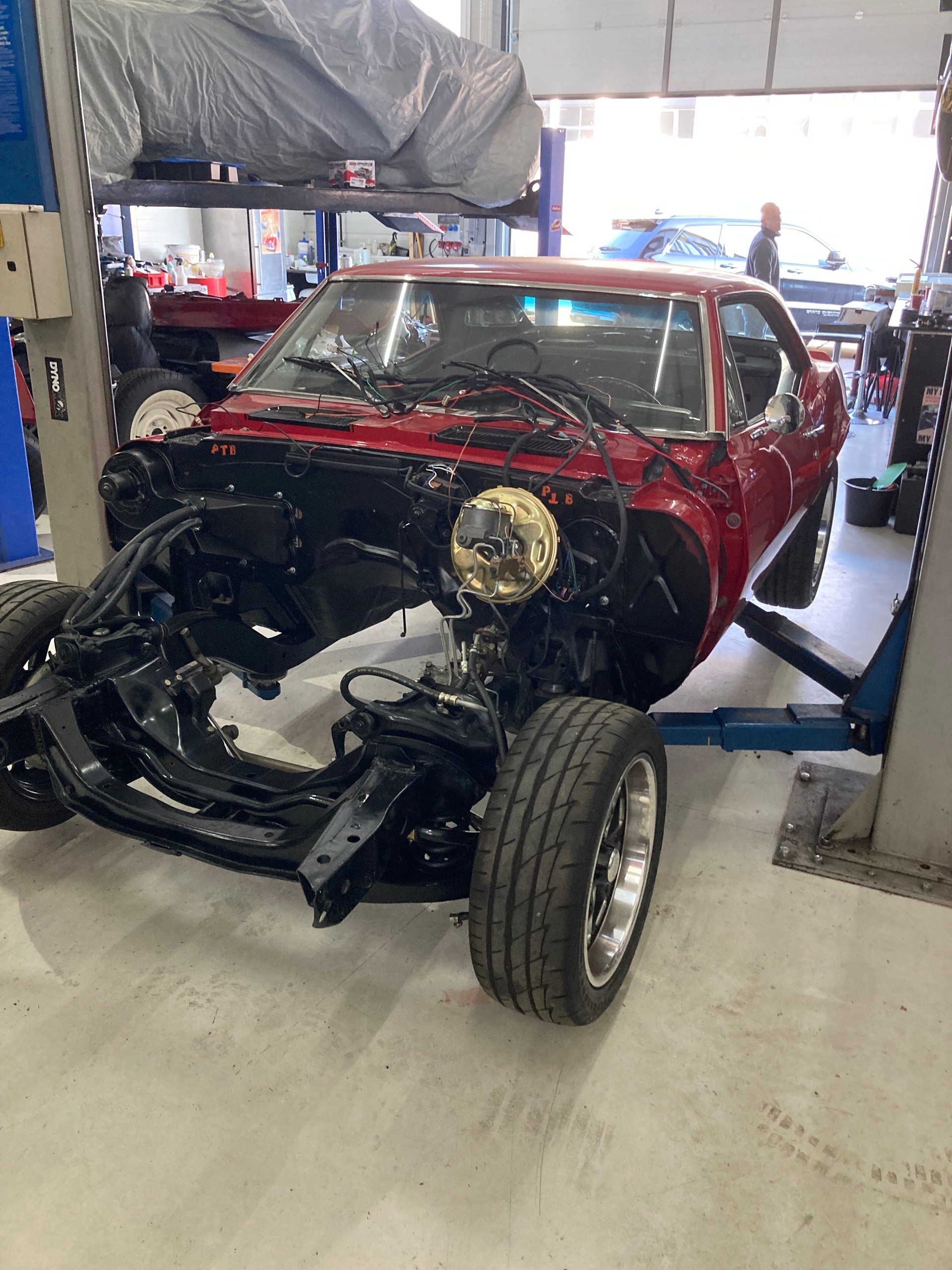 CHEVROLET 350-image-7