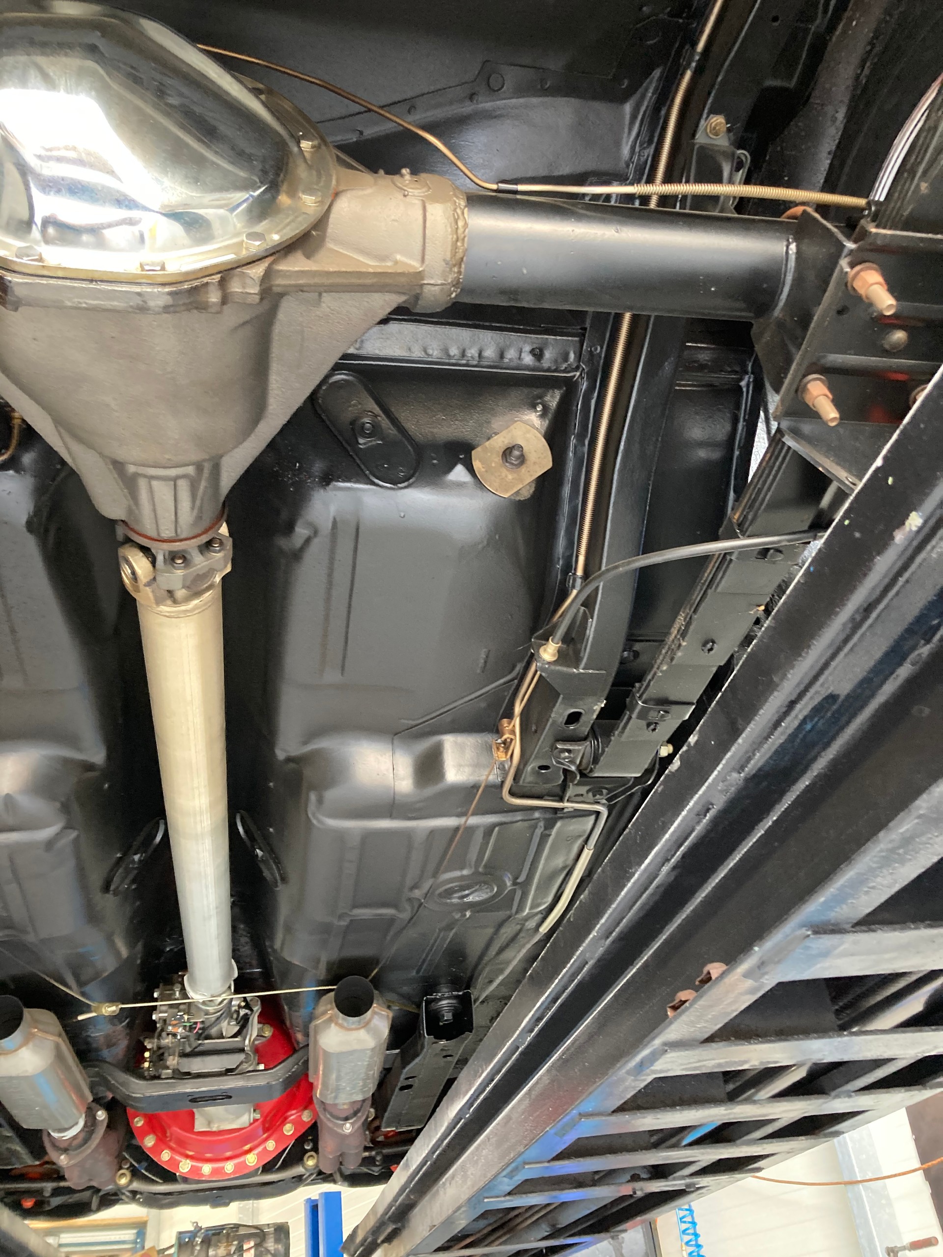 CHEVROLET 350-image-5