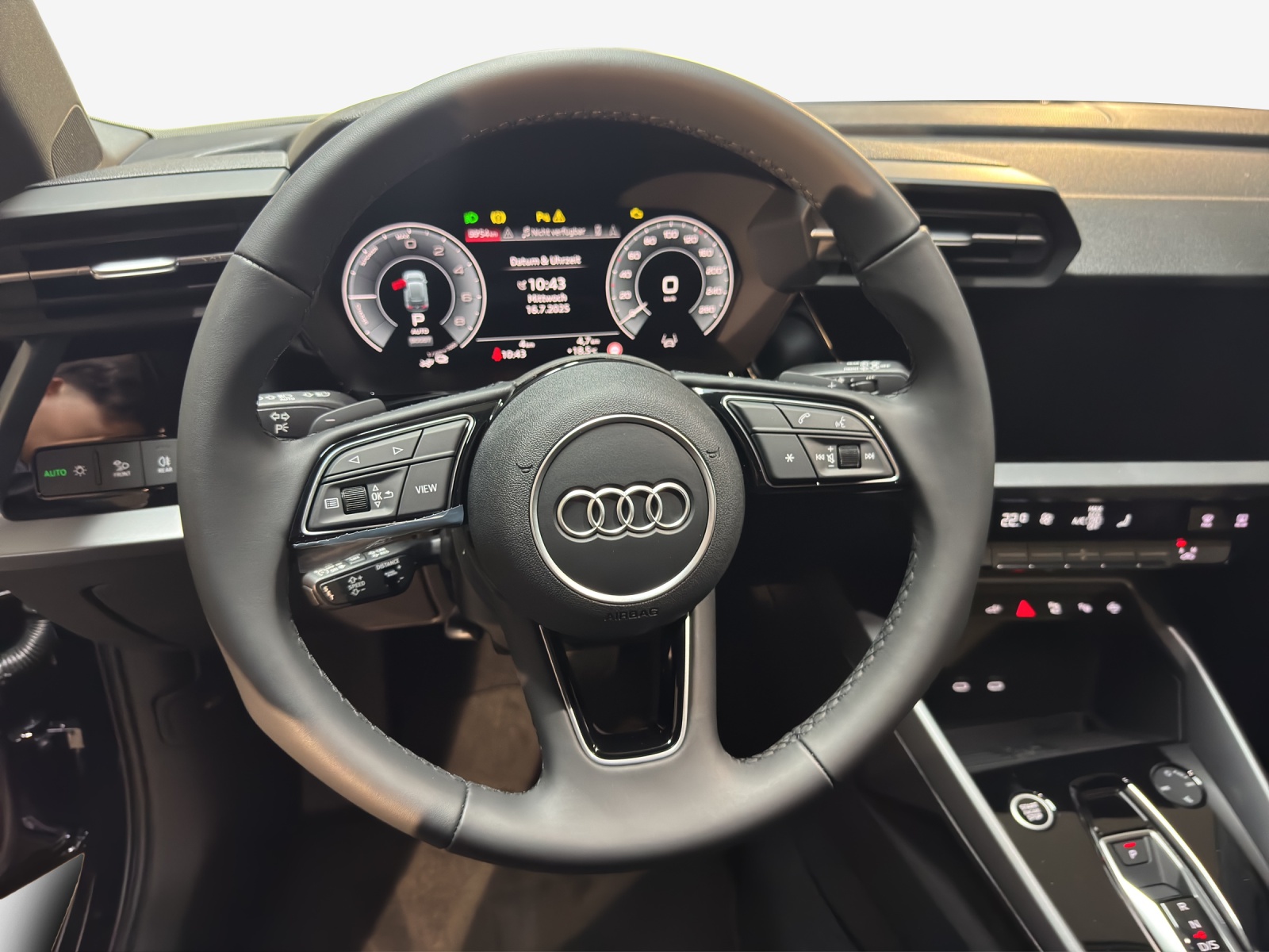 AUDI A3 Sportback 40 TFSI e Attraction S-tronic-image-9