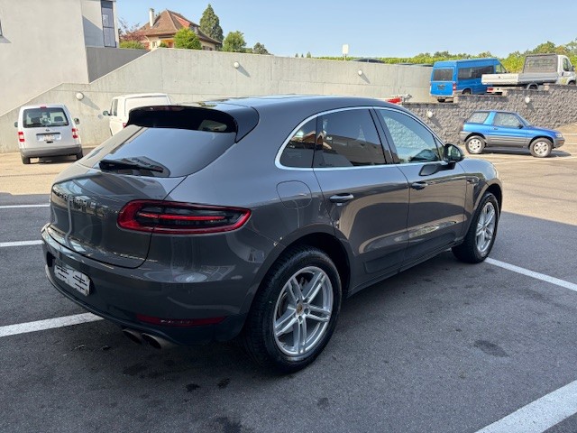 PORSCHE Macan 3.0 V6 S-image-3