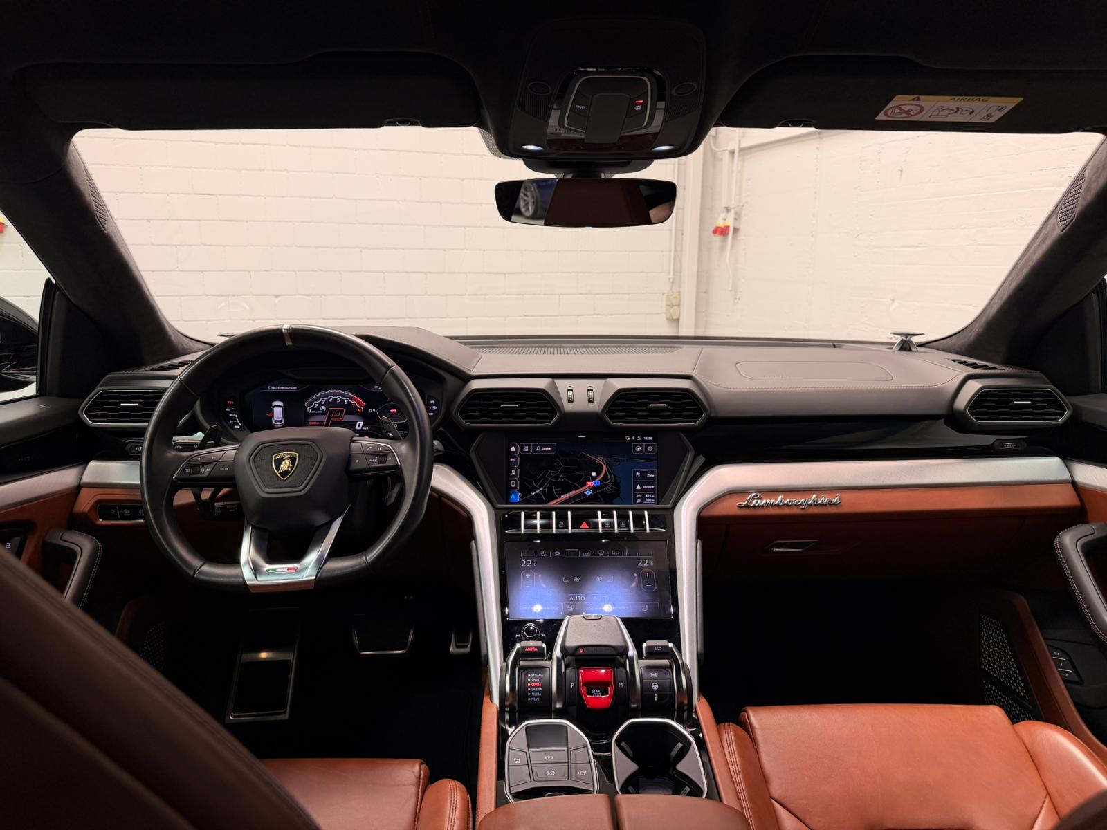 LAMBORGHINI Urus E-Gear Limited Blue Performance CH-Fahrzeug-image-12