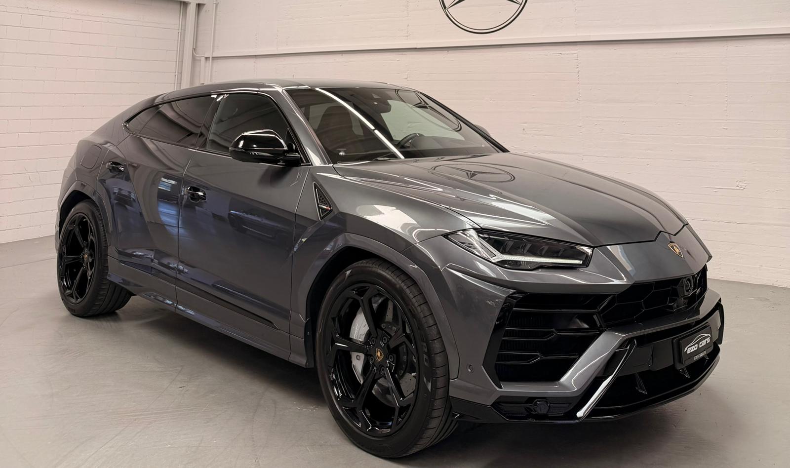 LAMBORGHINI Urus E-Gear Limited Blue Performance CH-Fahrzeug-image-1