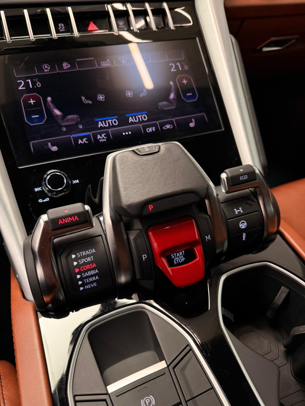 LAMBORGHINI Urus E-Gear Limited Blue Performance CH-Fahrzeug-image-21