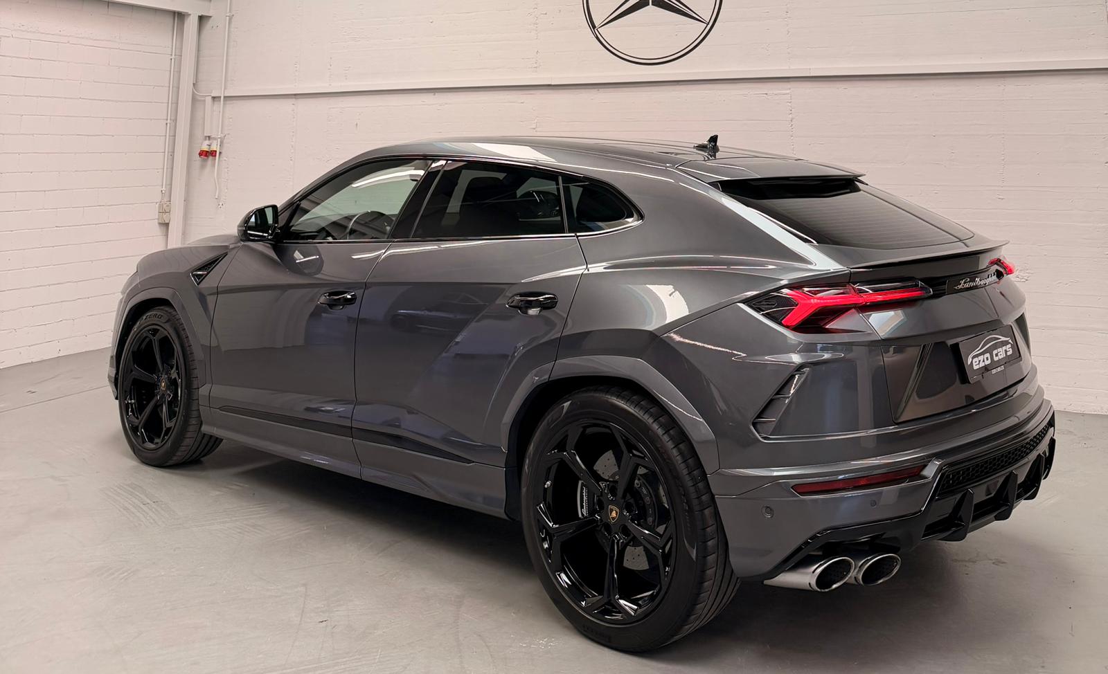 LAMBORGHINI Urus E-Gear Limited Blue Performance CH-Fahrzeug-image-6