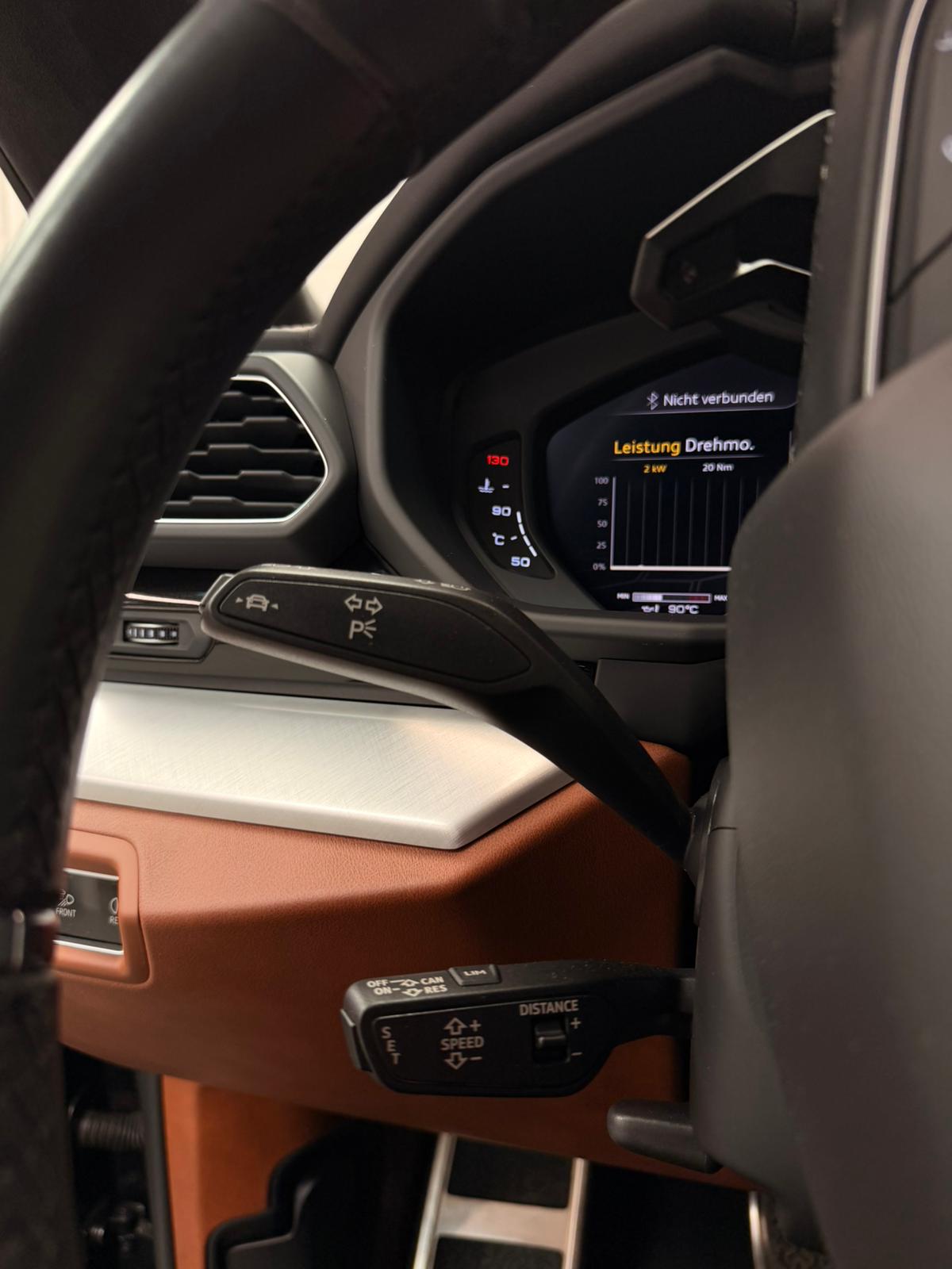 LAMBORGHINI Urus E-Gear Limited Blue Performance CH-Fahrzeug-image-19