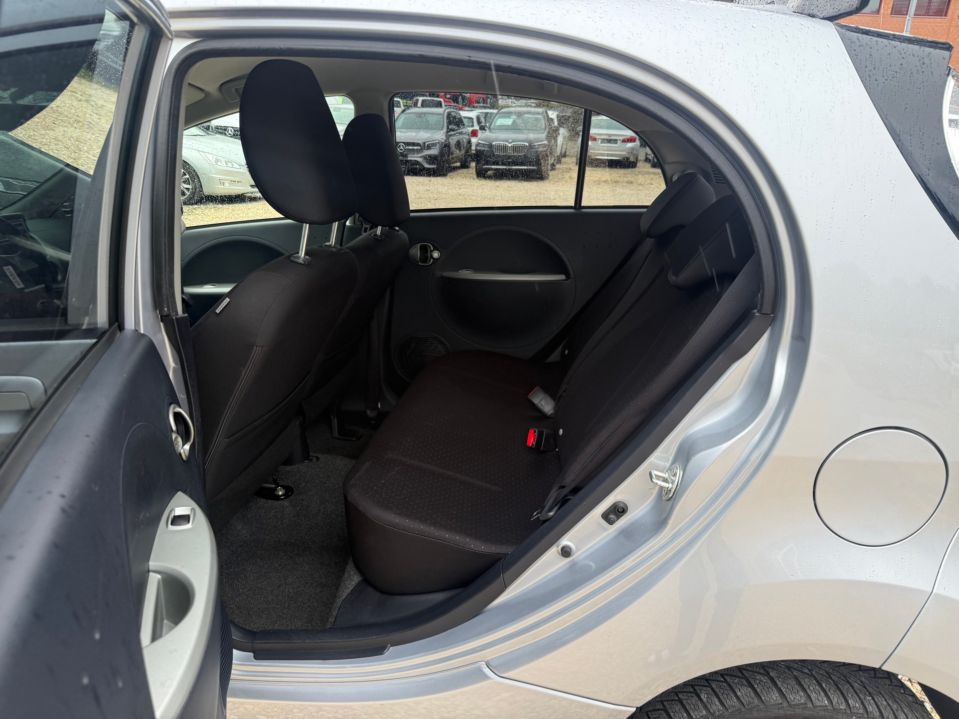 MITSUBISHI i MiEV-image-9
