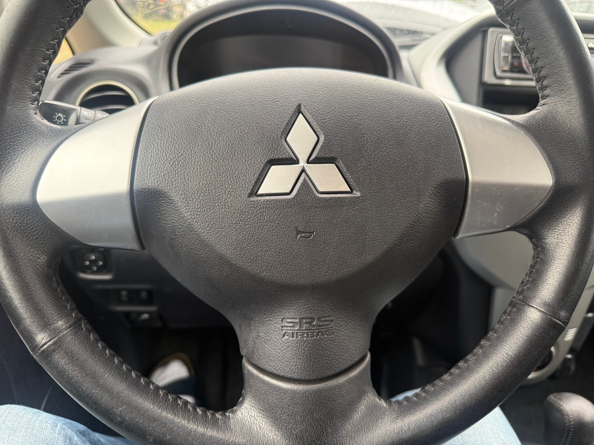 MITSUBISHI i MiEV-image-6