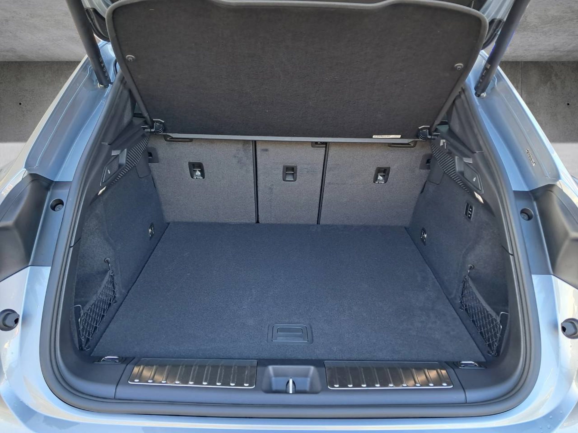 PORSCHE Macan 4-image-20