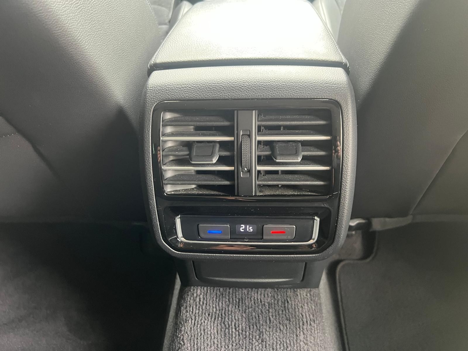 VW Passat 2.0 TDI BMT Comfortline DSG 4Motion-image-14