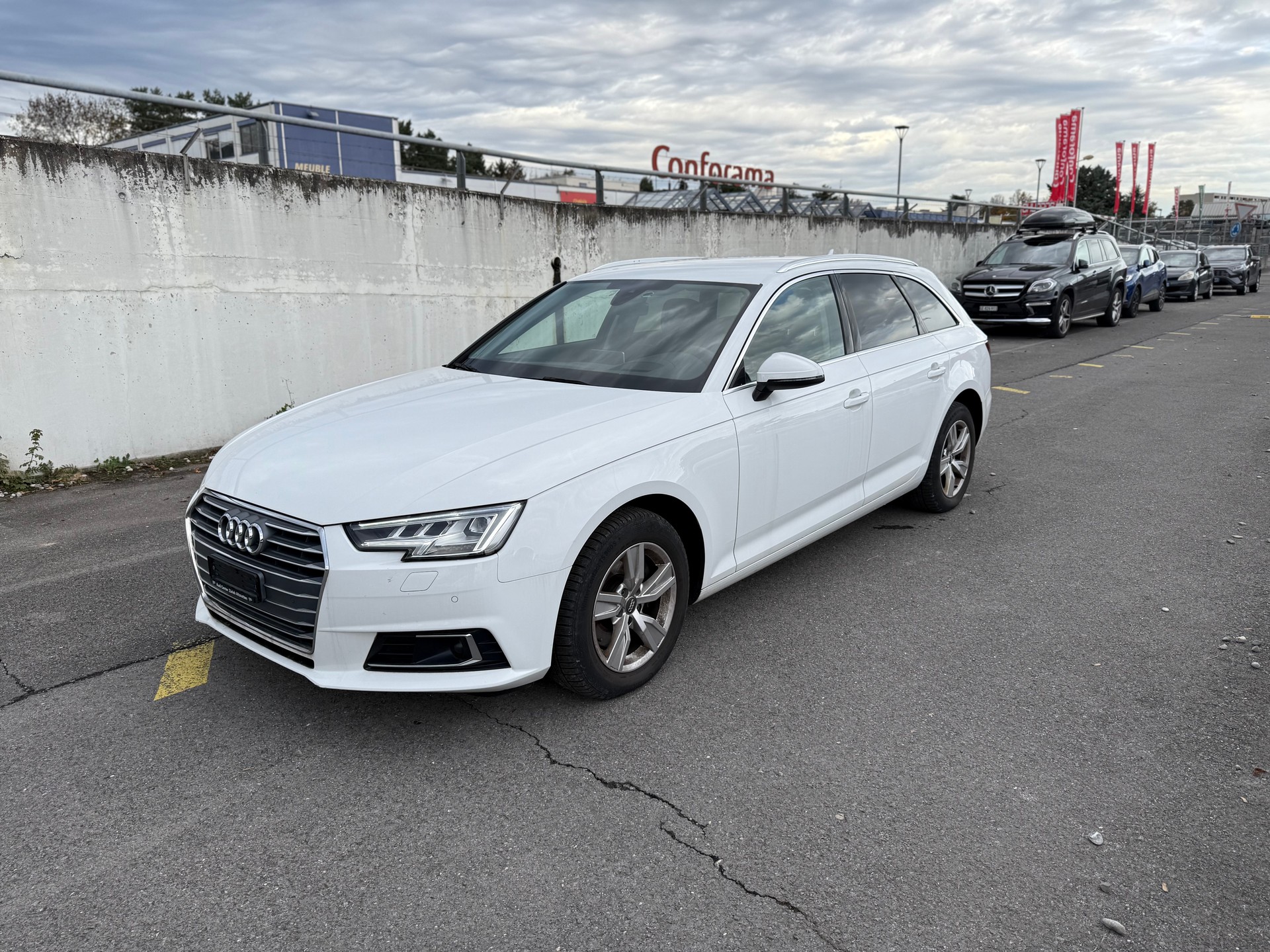 AUDI A4 Avant 2.0 TFSI g-tron Sport S-tronic-image-1