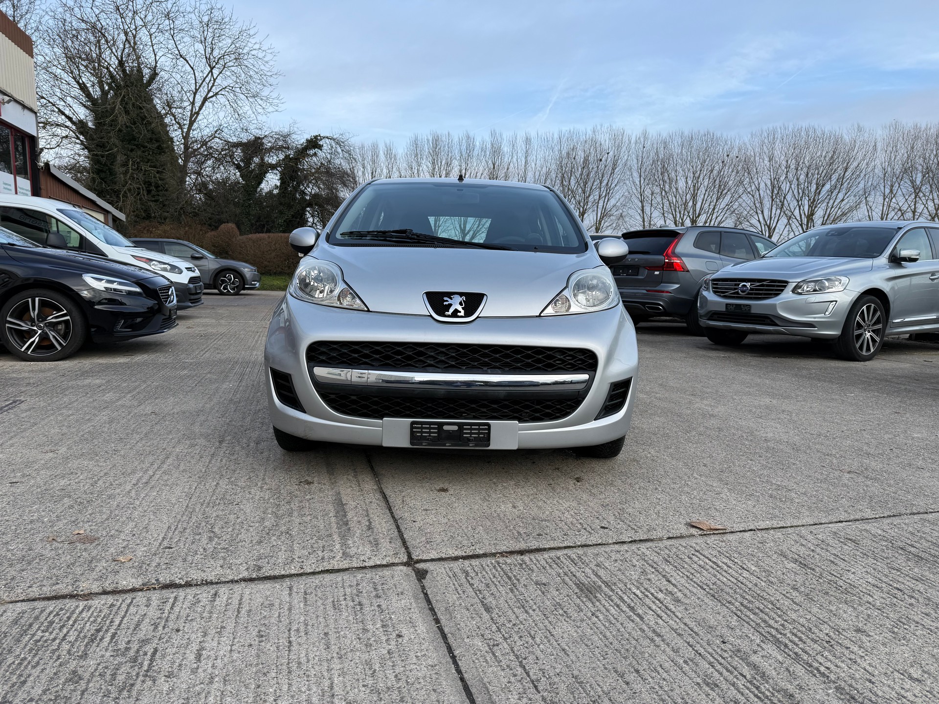 PEUGEOT 107 1.0 Swiss Edition