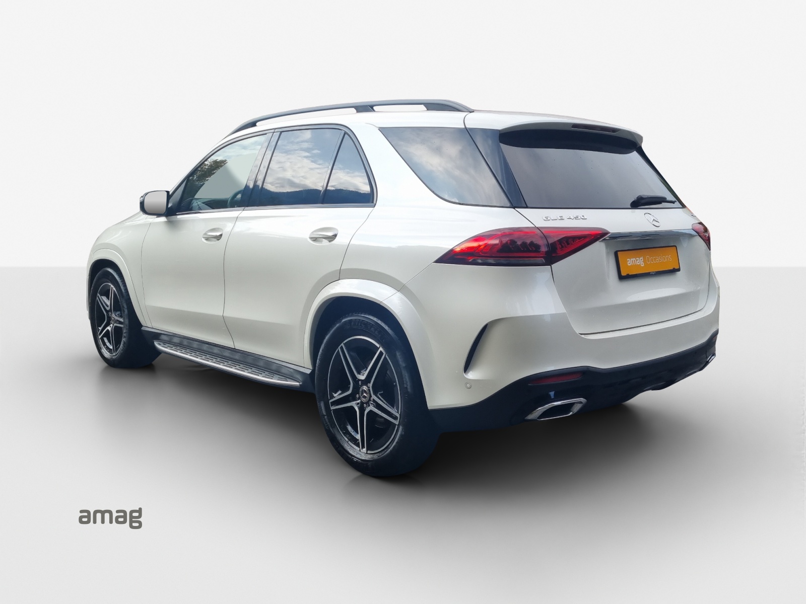 MERCEDES-BENZ GLE 450 4Matic AMG Line 9G-Tronic-image-2