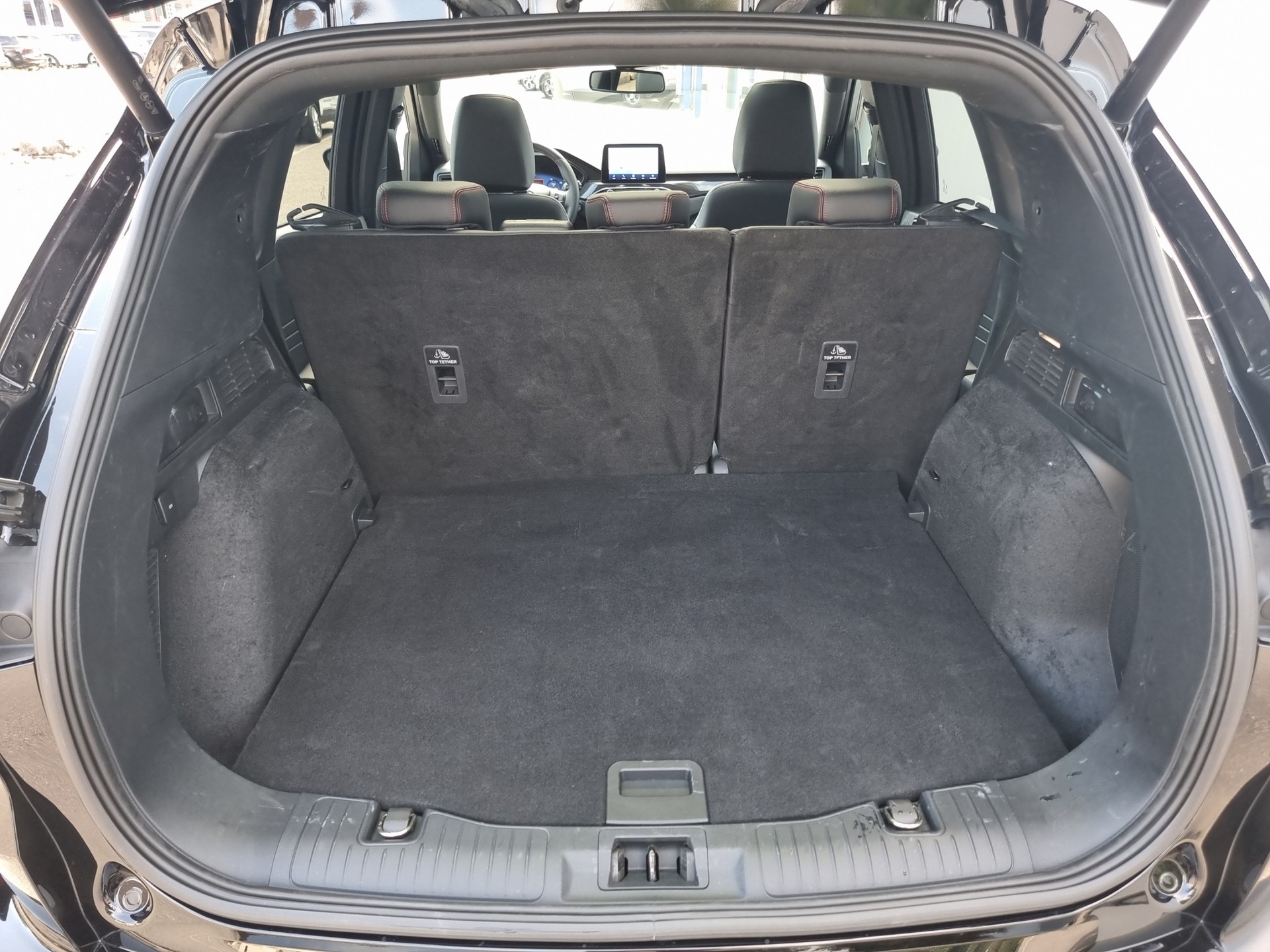 FORD Kuga 2.5 Plug-in Hybrid ST-Line X-image-15