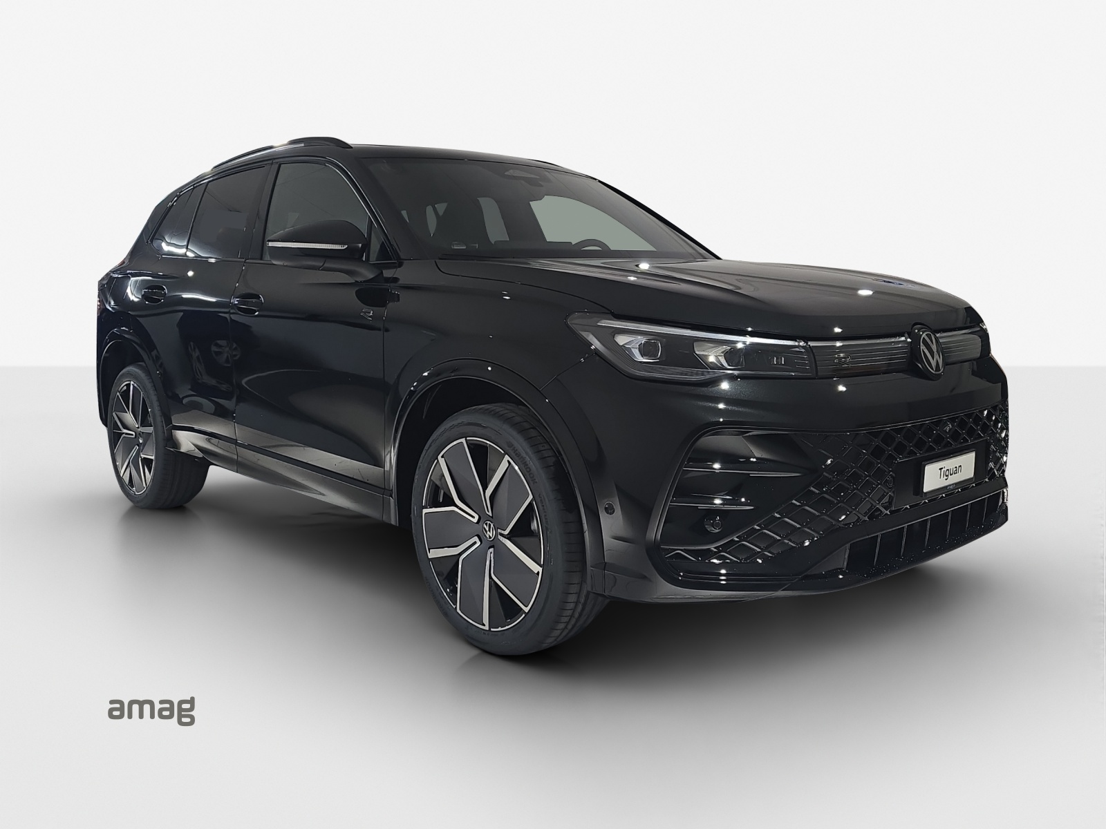 VW Tiguan 2.0 TSI DSG R-Line 4Motion-image-5