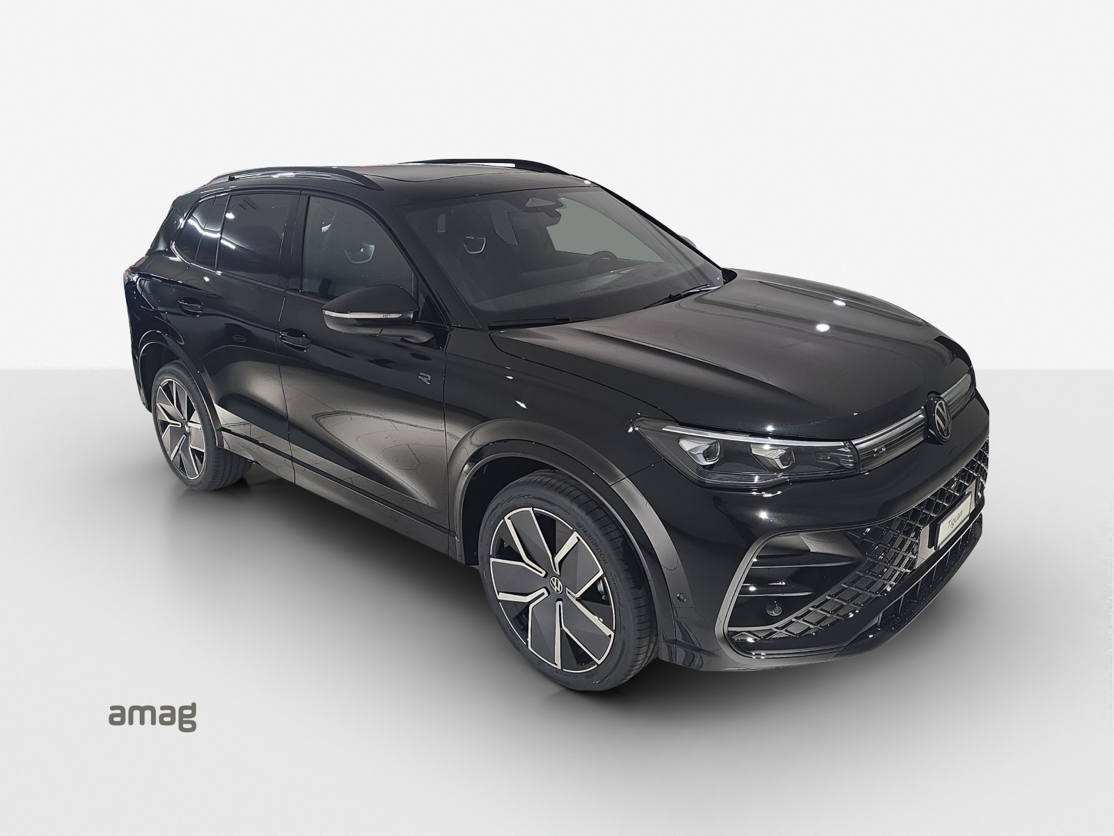 VW Tiguan 2.0 TSI DSG R-Line 4Motion-image-13