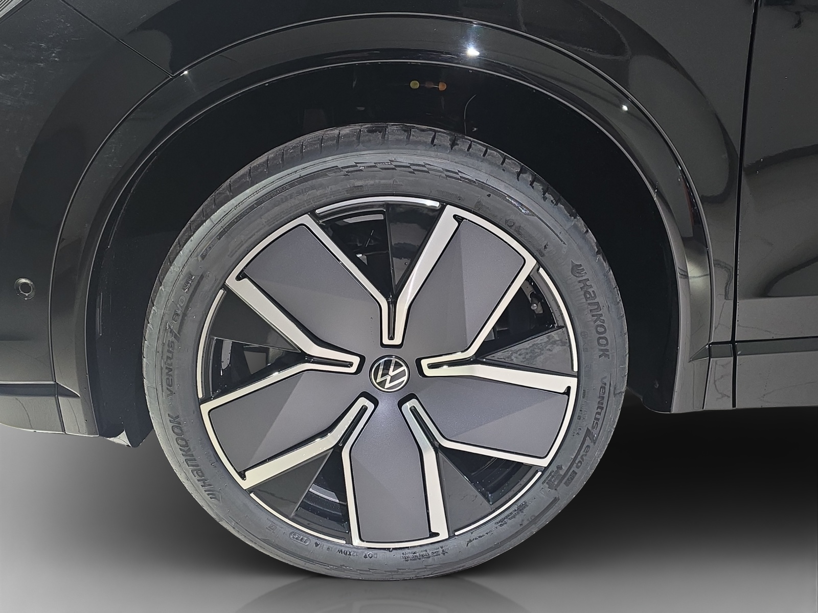VW Tiguan 2.0 TSI DSG R-Line 4Motion-image-15