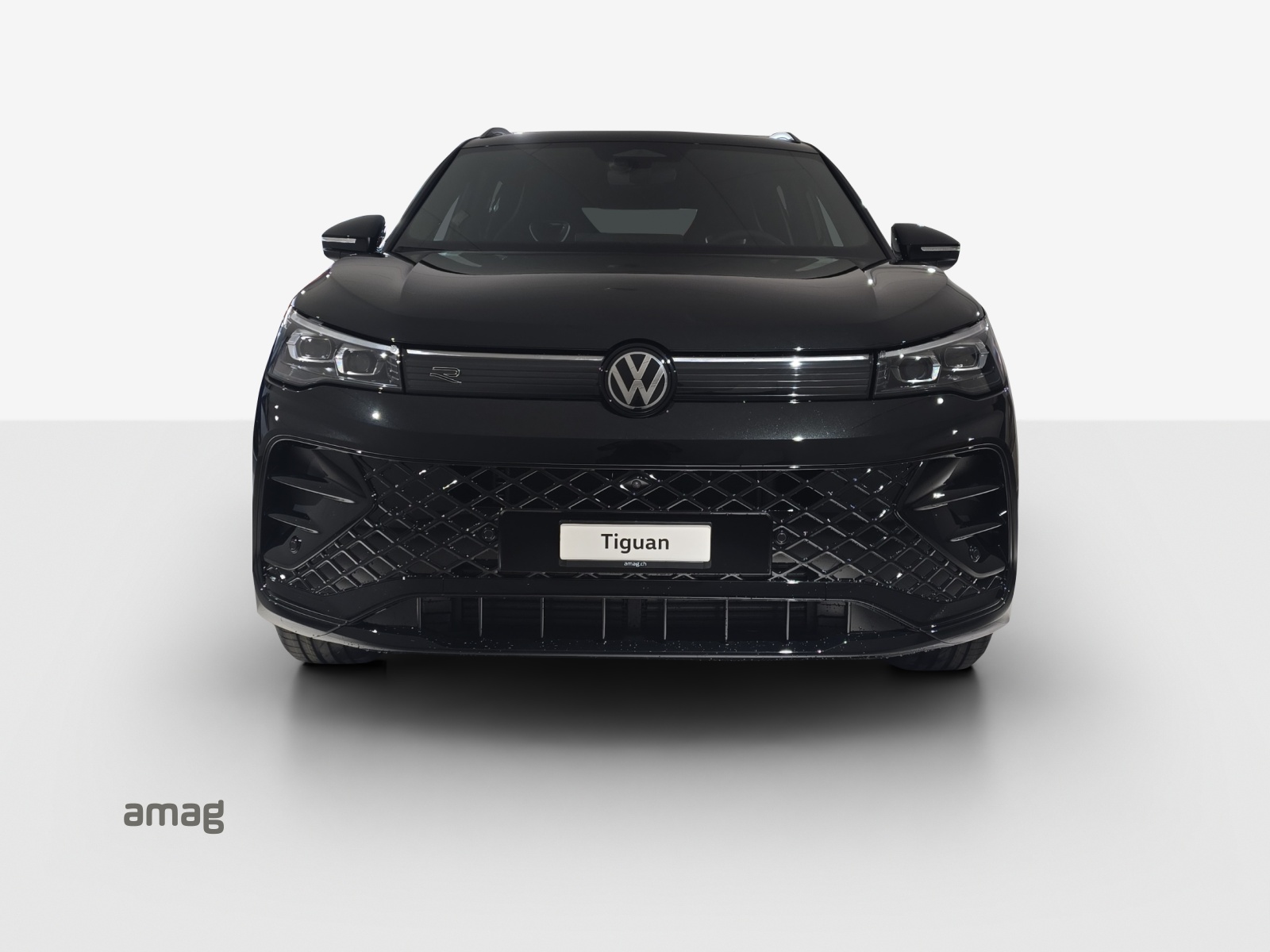 VW Tiguan 2.0 TSI DSG R-Line 4Motion-image-6