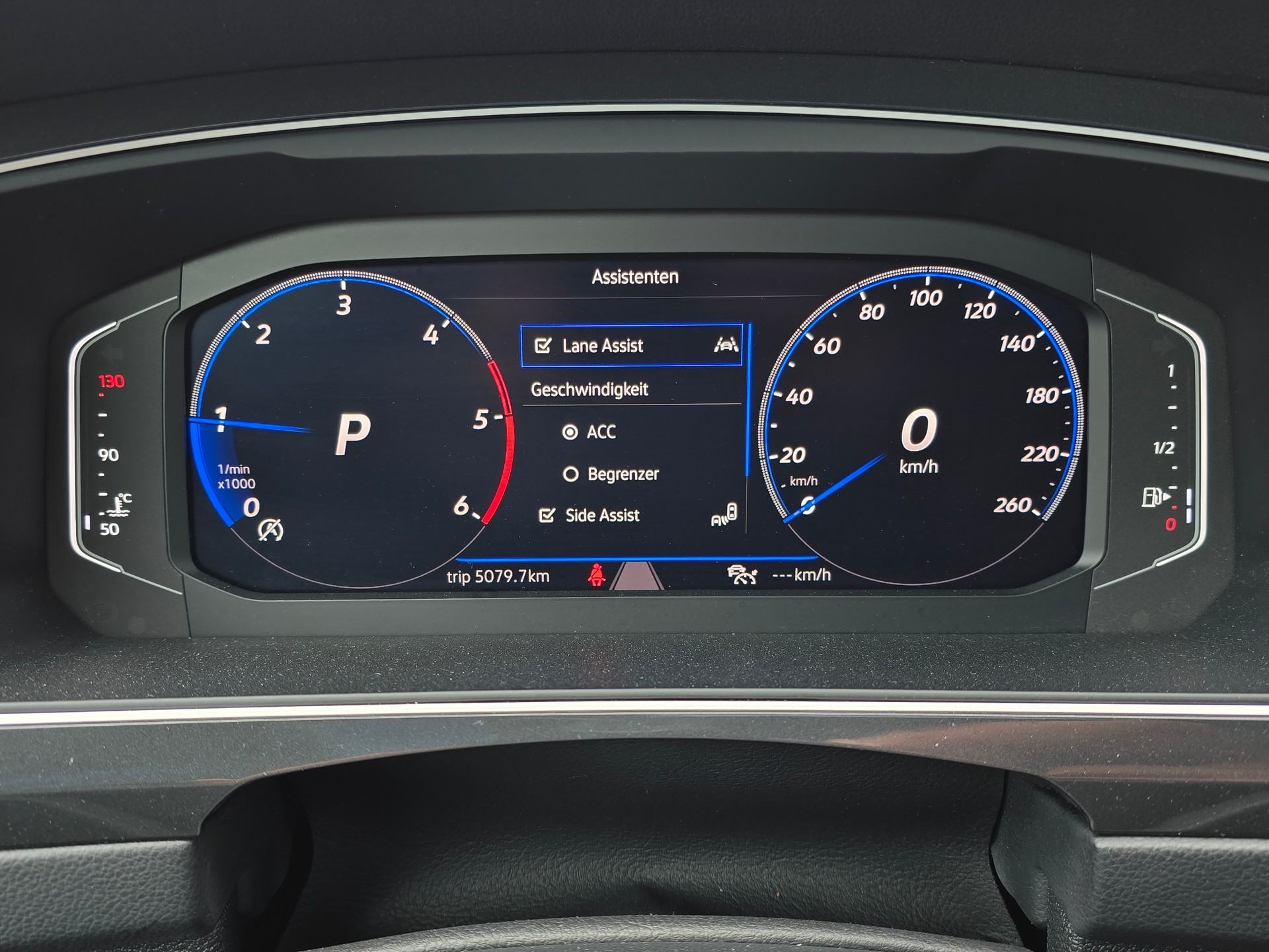 VW Tiguan 2.0 TDI SCR R-Line 4Motion DSG mit AHK-image-17
