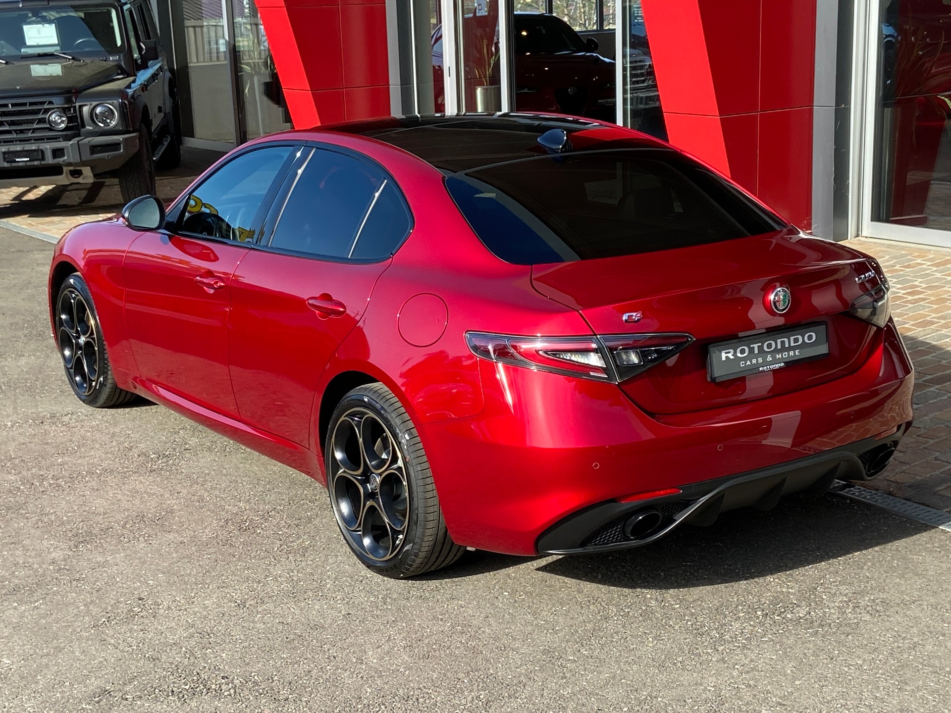 ALFA ROMEO Giulia 2.2 JTDM Intensa Sky Q4 AT8-image-19