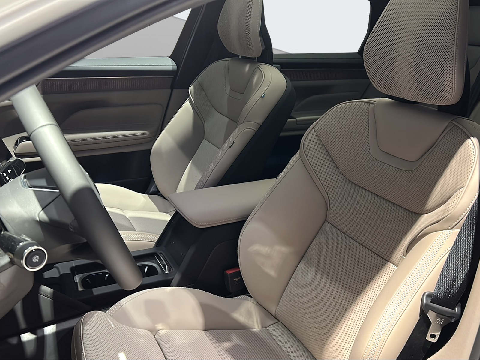 VOLVO ES90 Single 88 kWh Ultra-image-8