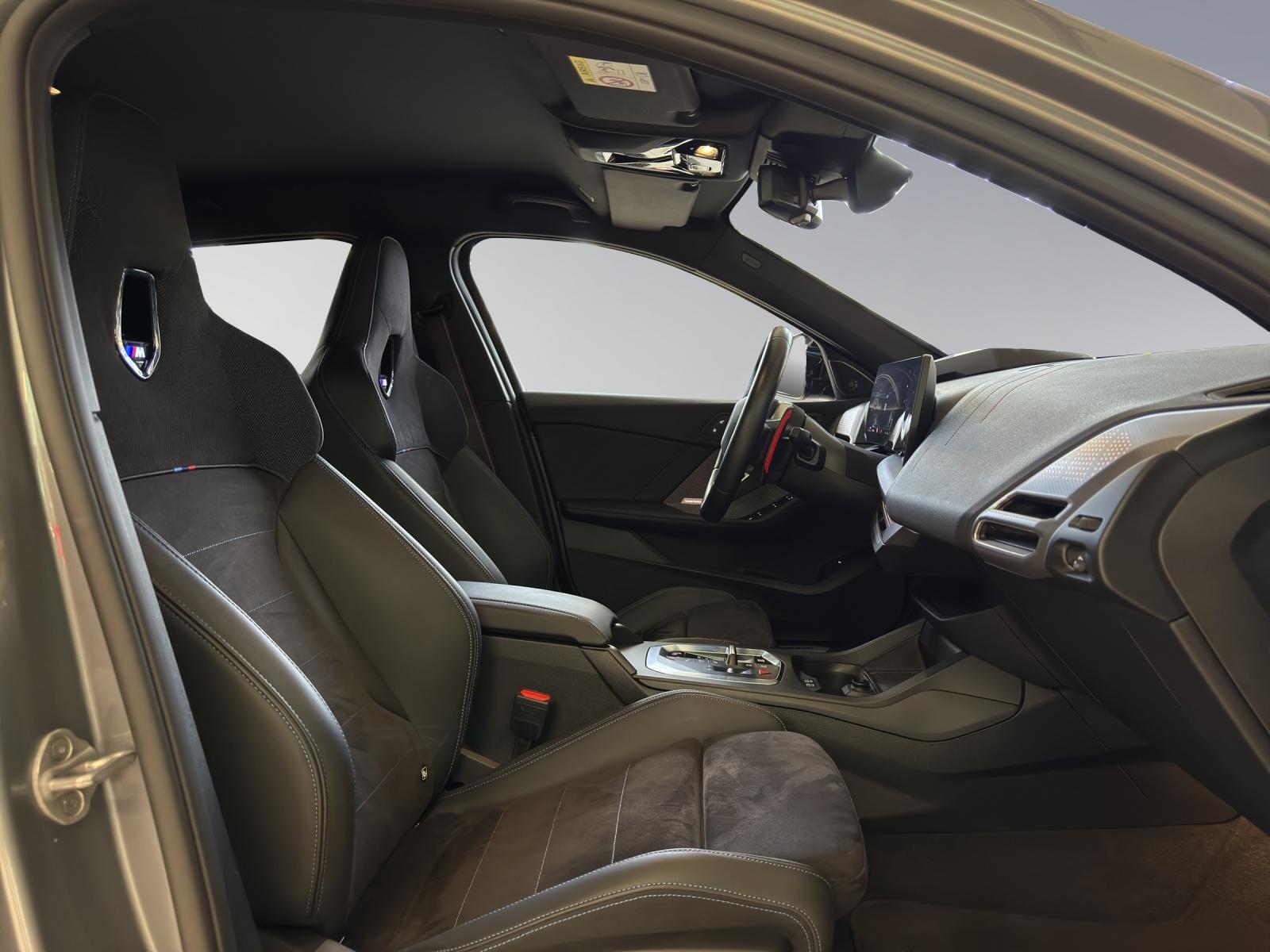 BMW M135i xDrive M-SportPaket Pro-image-19