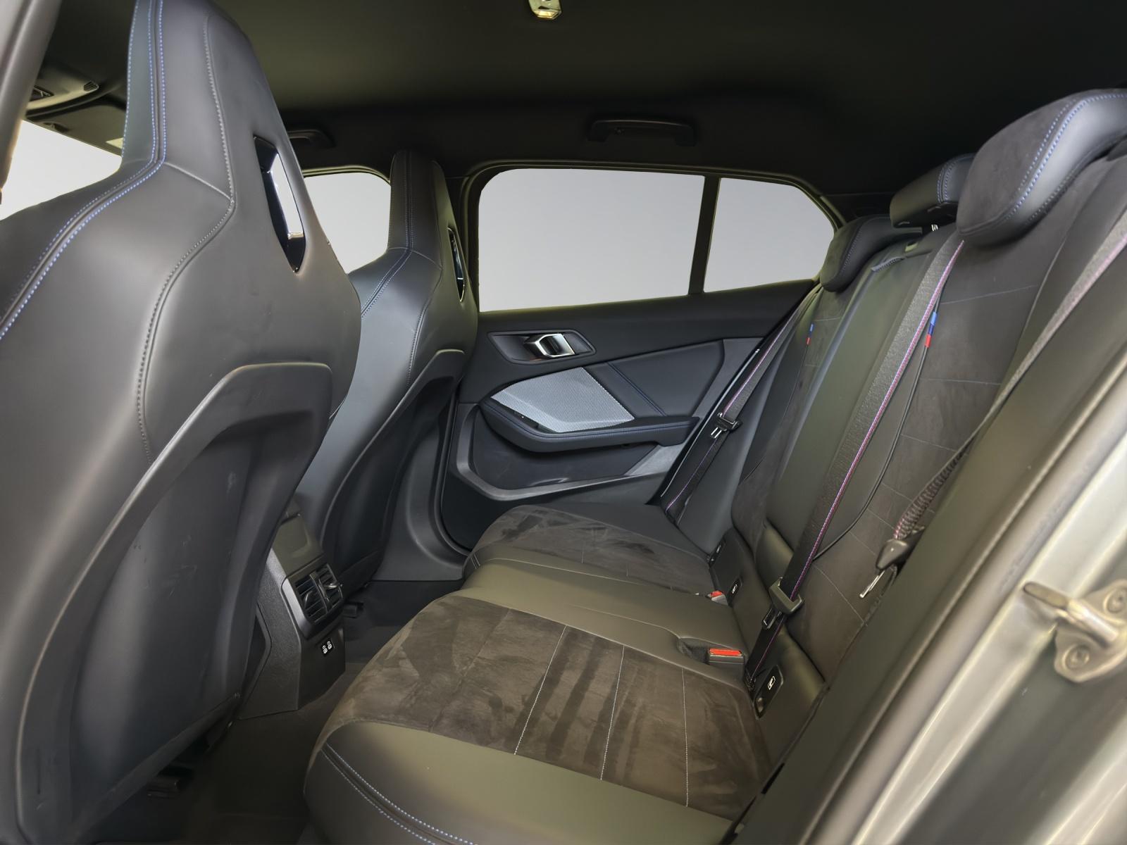 BMW M135i xDrive M-SportPaket Pro-image-16
