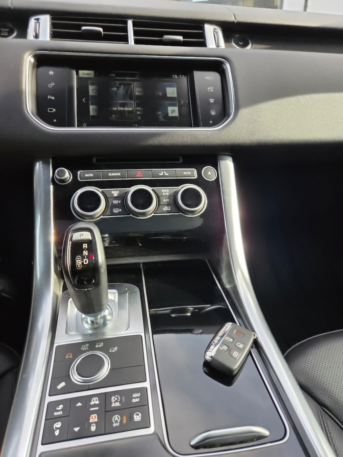 LAND ROVER 3.0 SDV6 HSE Dynamic Digital Dashboard-image-9