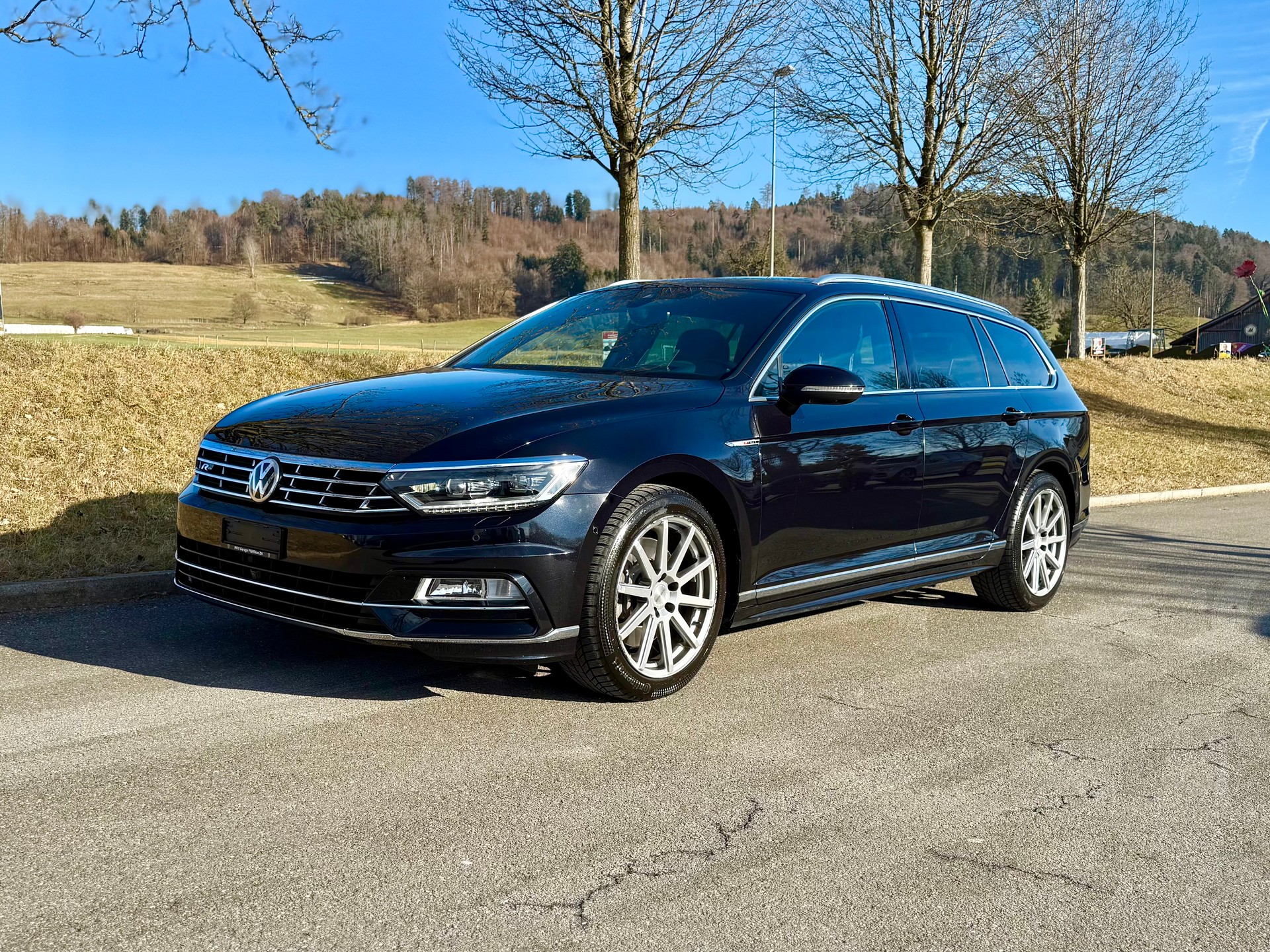 VW Passat Variant 2.0 TSI BMT Highline 4Motion DSG-image-2
