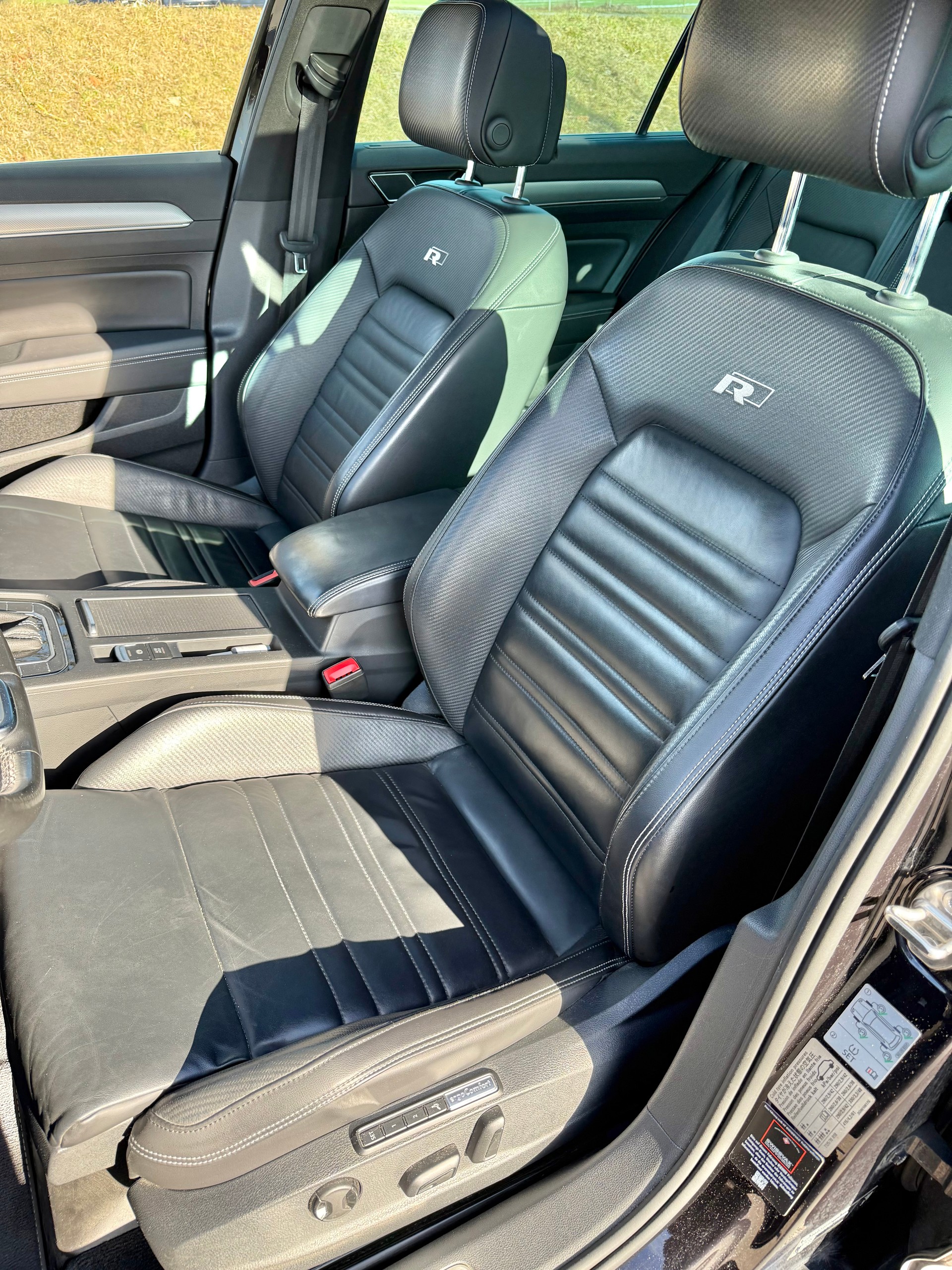 VW Passat Variant 2.0 TSI BMT Highline 4Motion DSG-image-11