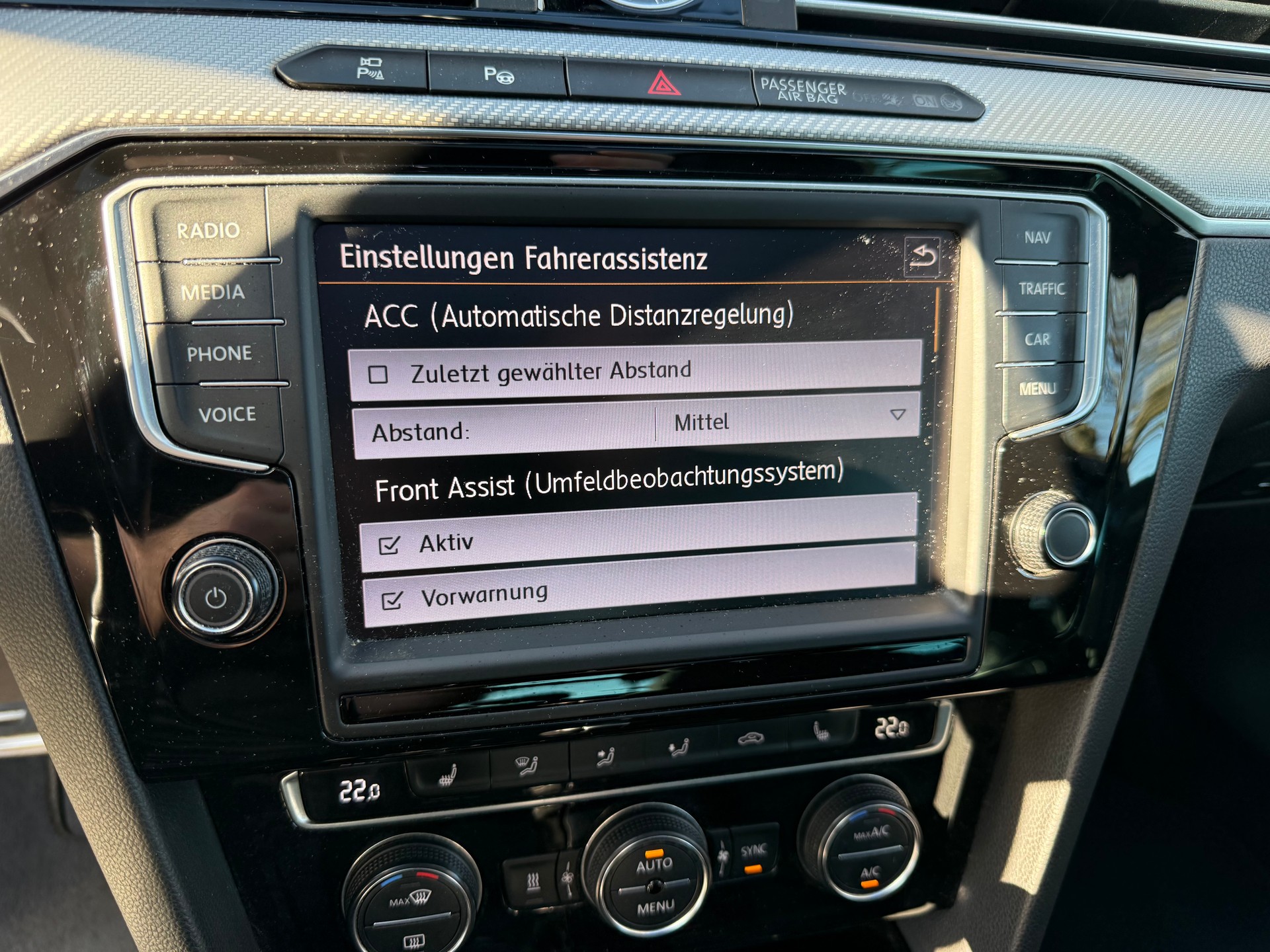 VW Passat Variant 2.0 TSI BMT Highline 4Motion DSG-image-18