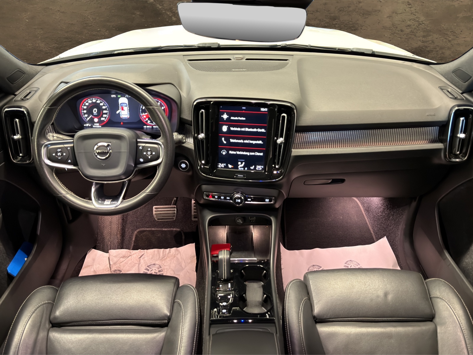 VOLVO XC40 T5 AWD R-Design Geartronic-image-3