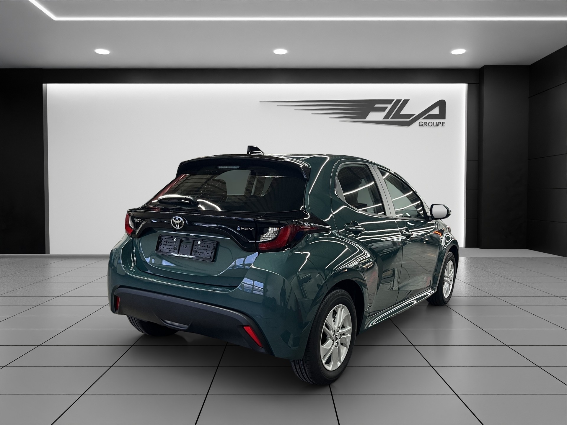 TOYOTA YARIS 1.5 VVT-i HSD Comfort-image-5