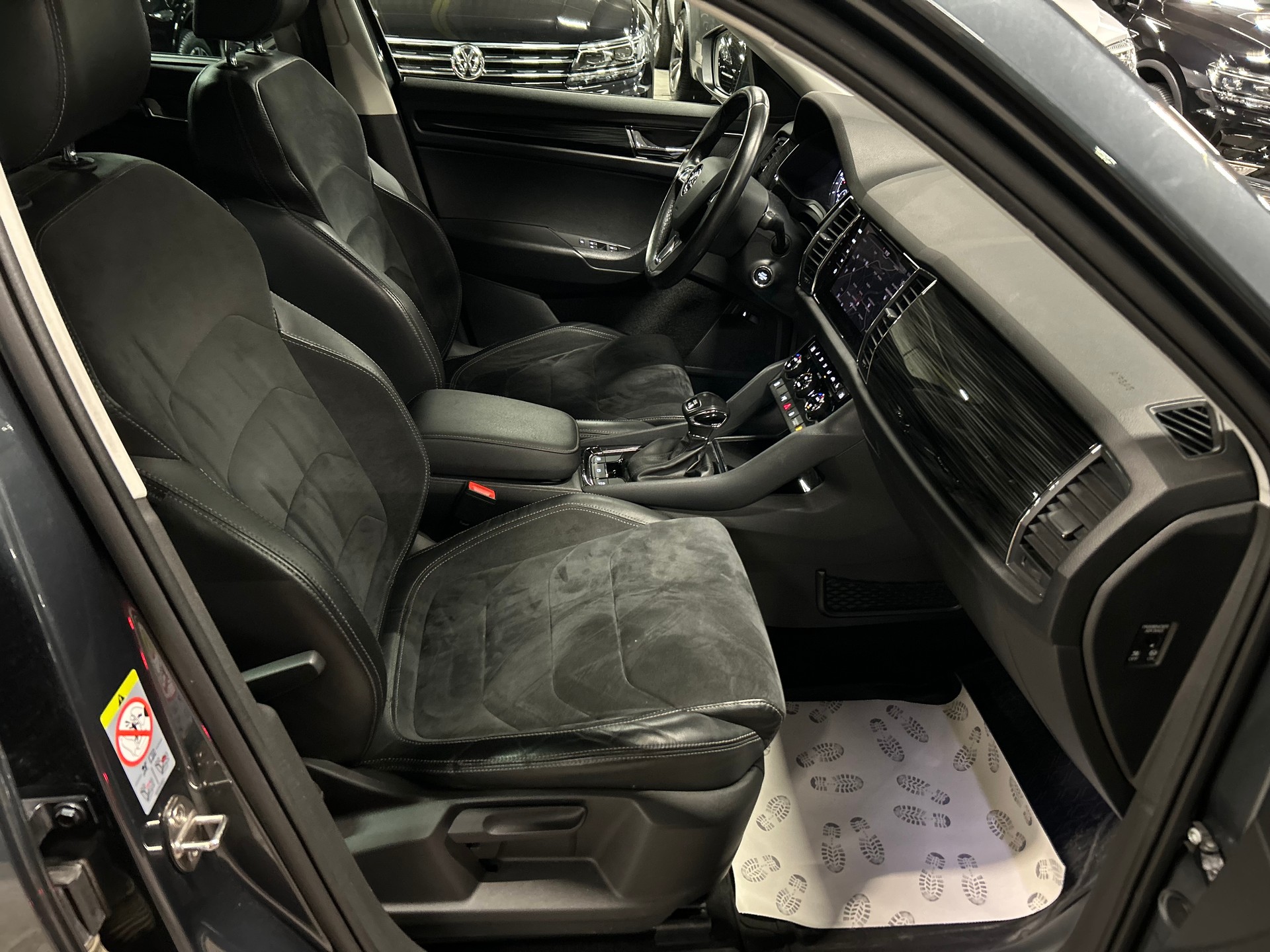 SKODA Kodiaq 2.0 TDI 4x4 DSG 7 Plätzer-image-11