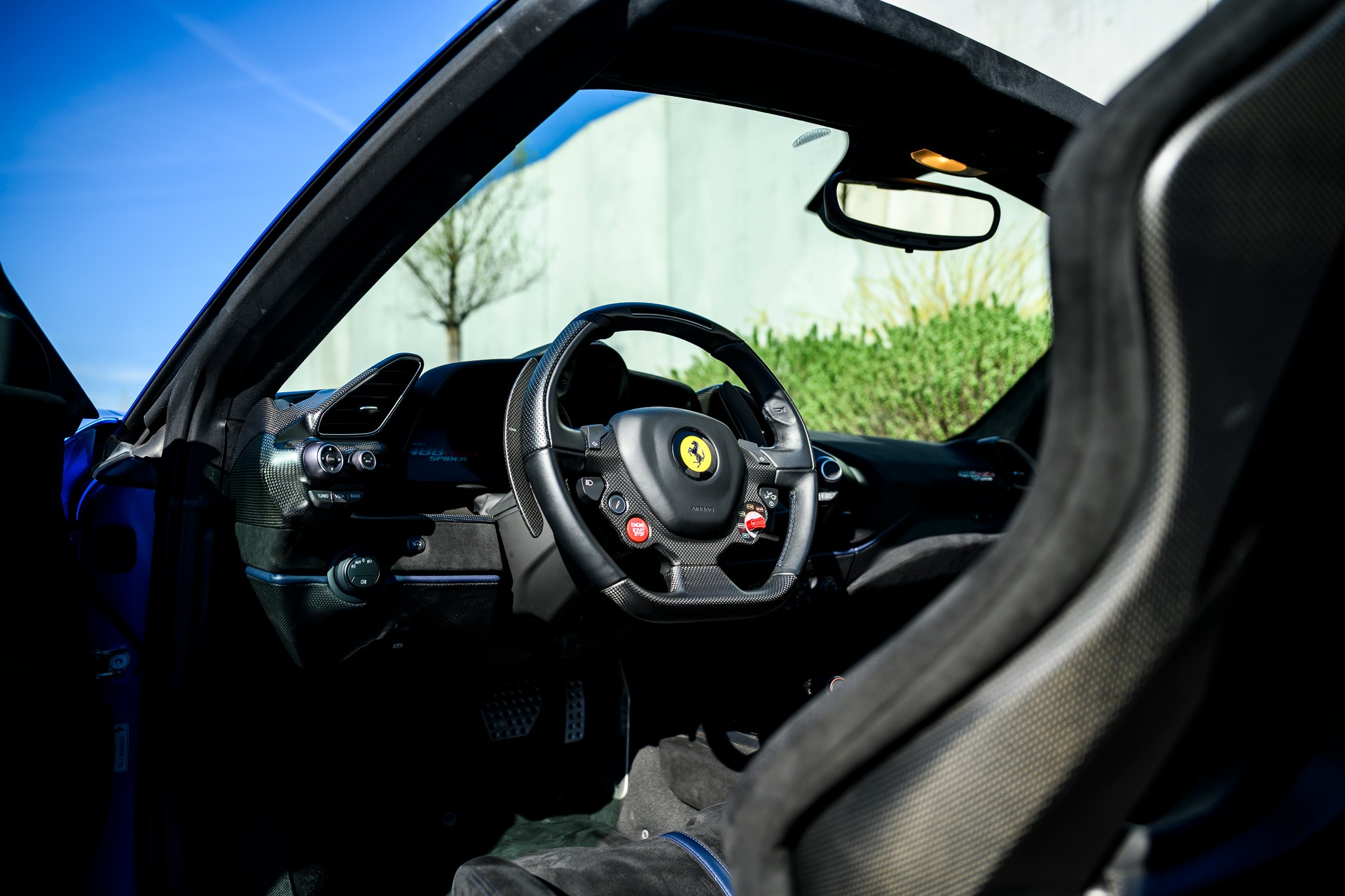 FERRARI 488 Pista Spider 3.9 V8-image-11