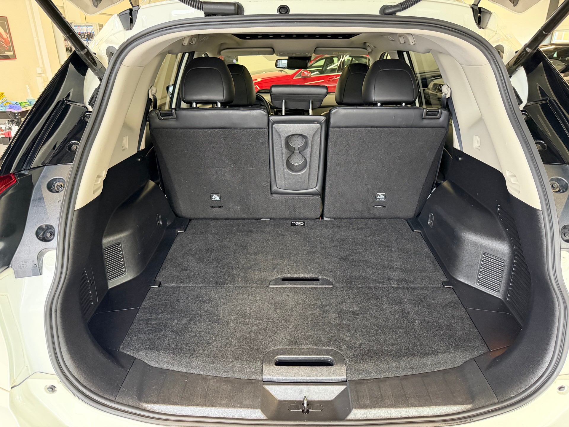 NISSAN X-Trail 1.7 dCi tekna Xtronic CVT ALL-MODE 4x4-image-24