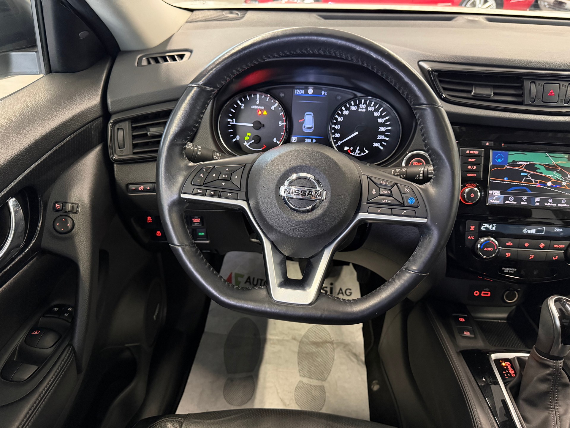 NISSAN X-Trail 1.7 dCi tekna Xtronic CVT ALL-MODE 4x4-image-13