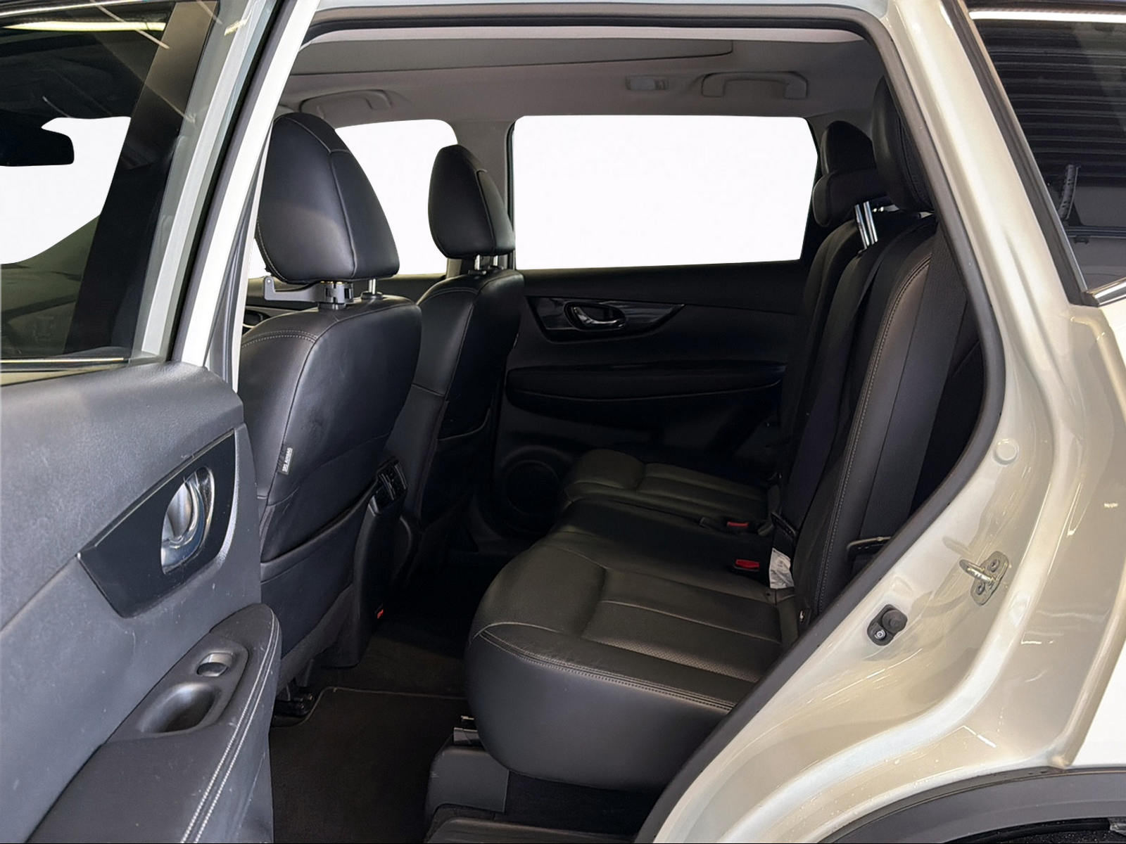 NISSAN X-Trail 1.7 dCi tekna Xtronic CVT ALL-MODE 4x4-image-11