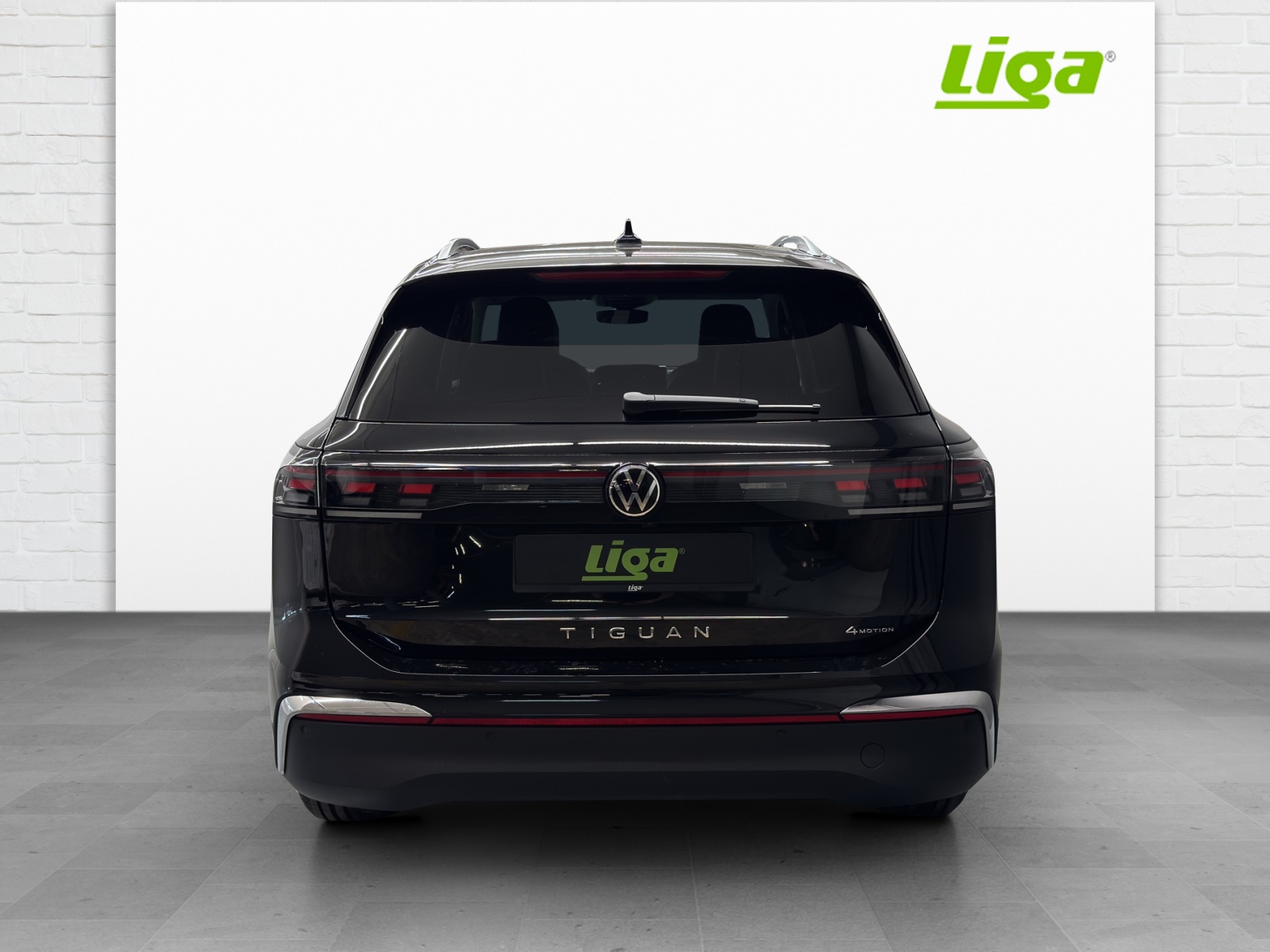 VW Tiguan 2.0 TDI SCR Elegance DSG 4motion-image-4