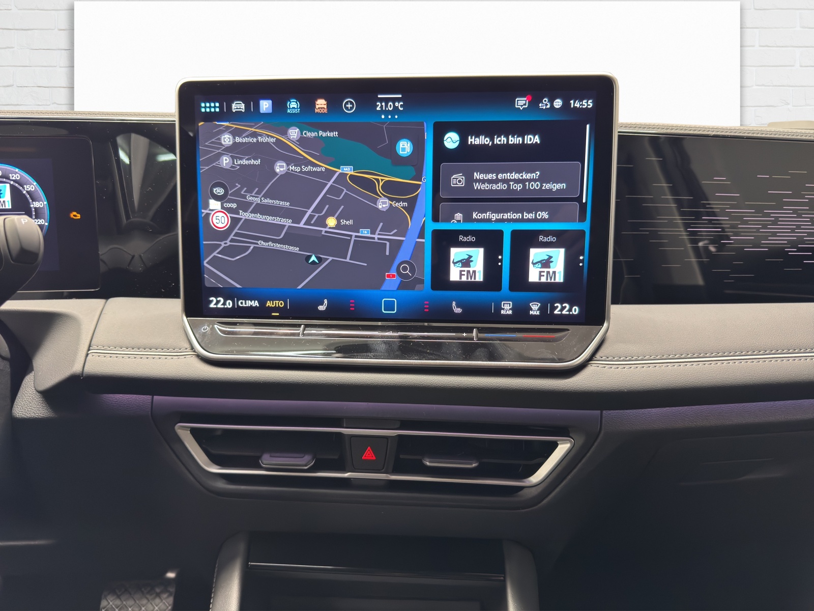 VW Tiguan 2.0 TDI SCR Elegance DSG 4motion-image-8