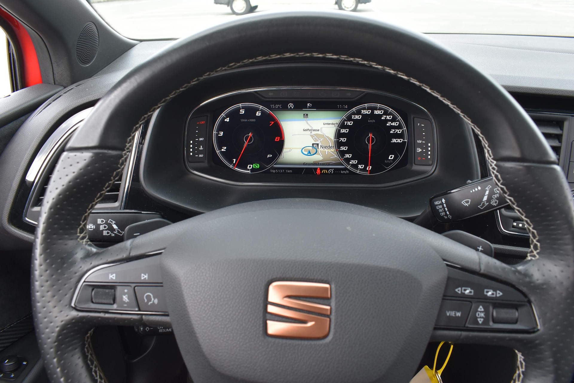 SEAT Leon ST 2.0 TSI 300 Cupra 4Drive DSG-image-10