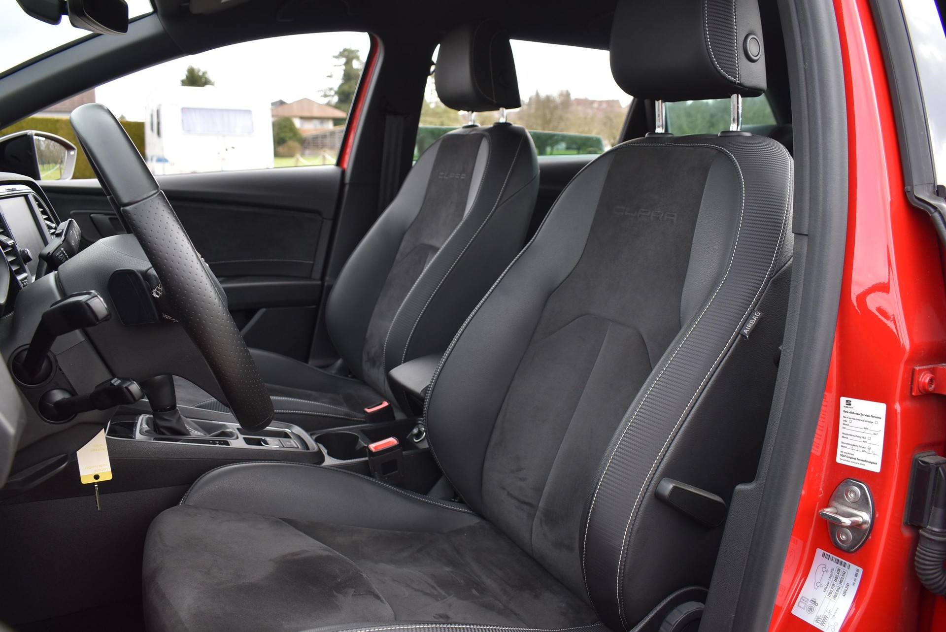 SEAT Leon ST 2.0 TSI 300 Cupra 4Drive DSG-image-11