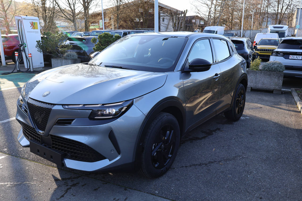ALFA ROMEO Junior 1.2 Ibrida-image-4