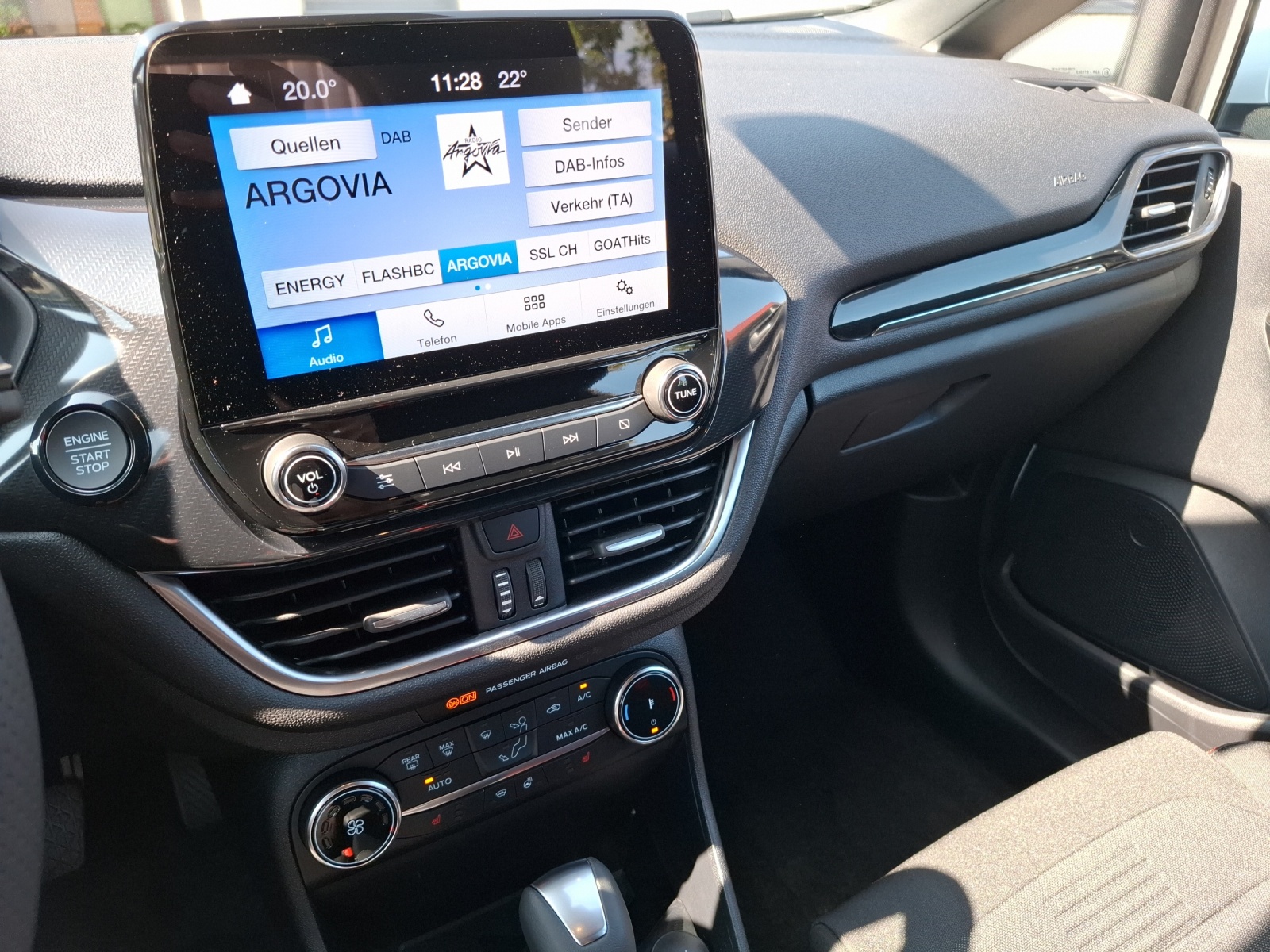 FORD Fiesta 1.0 EcoB Hybrid ST-Line-image-5